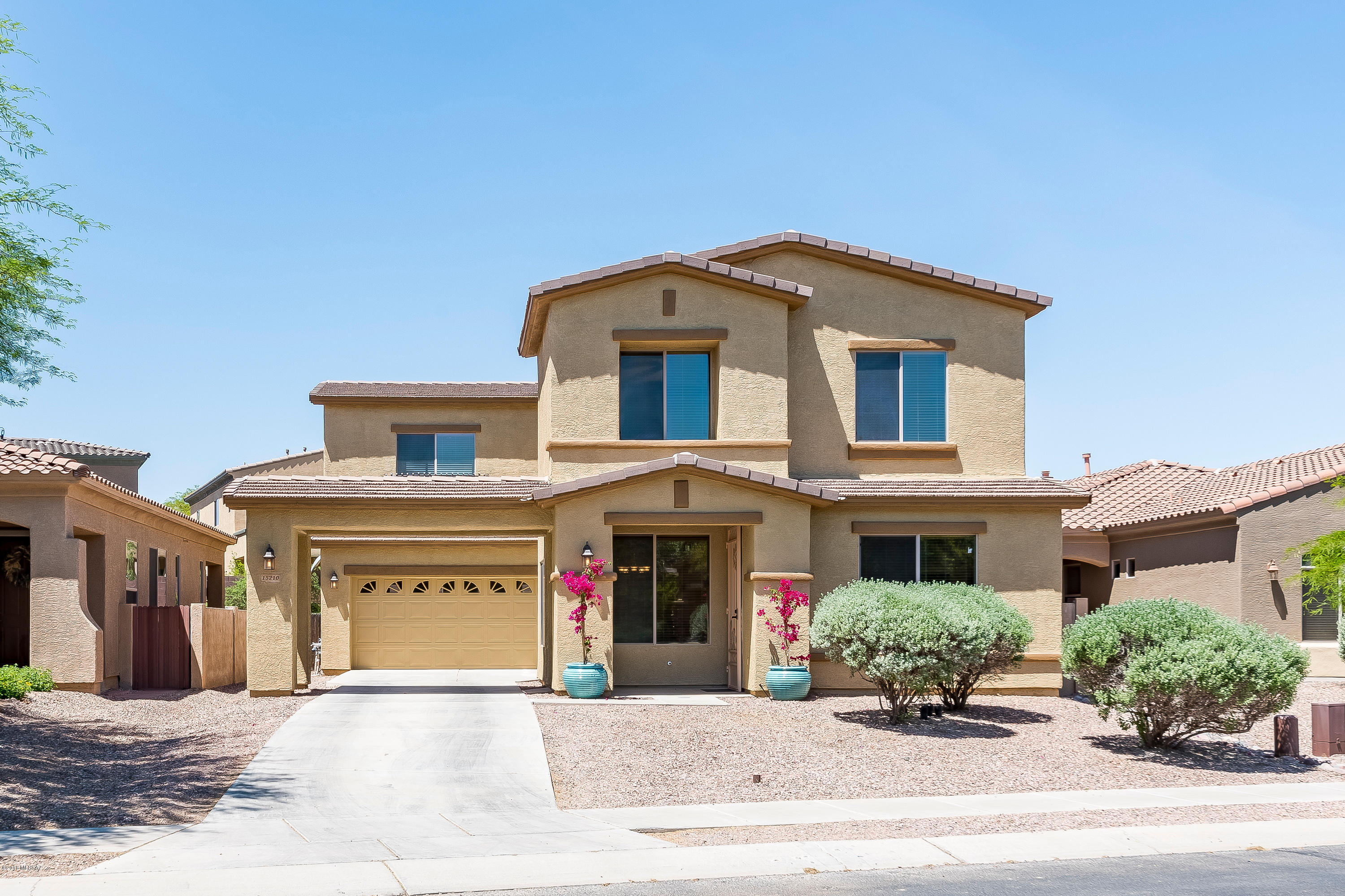 15210 S Via Lago Del Encanto