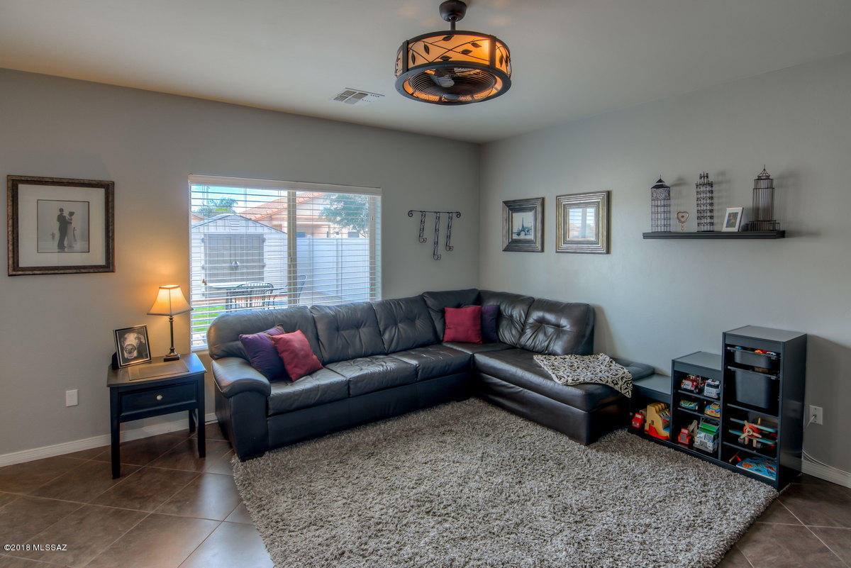 21114 E Frontier Road