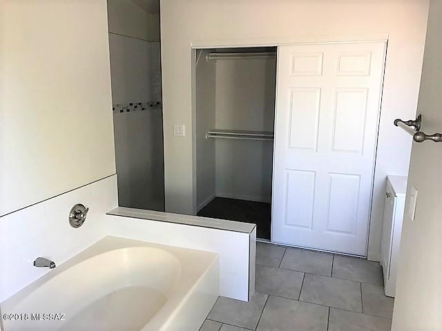 3437 W Avenida Del Pueblo