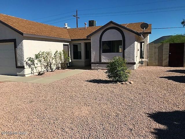 3437 W Avenida Del Pueblo