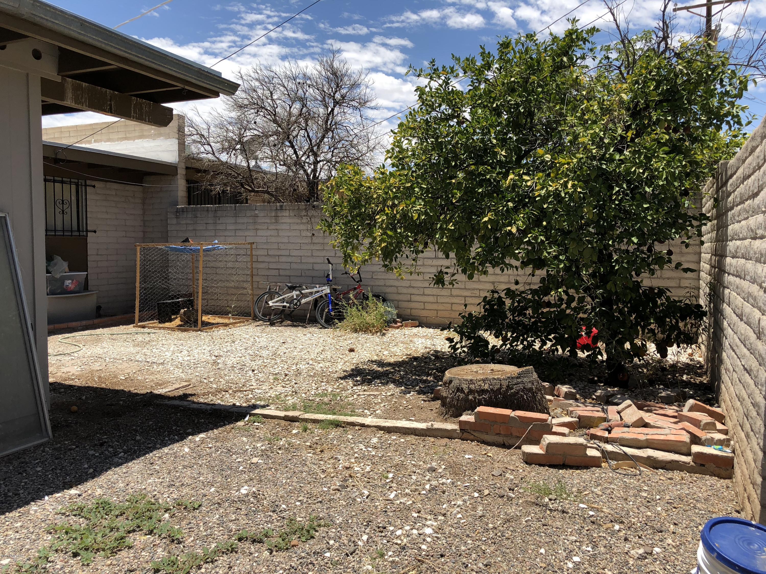 1824 W Caravelle Road