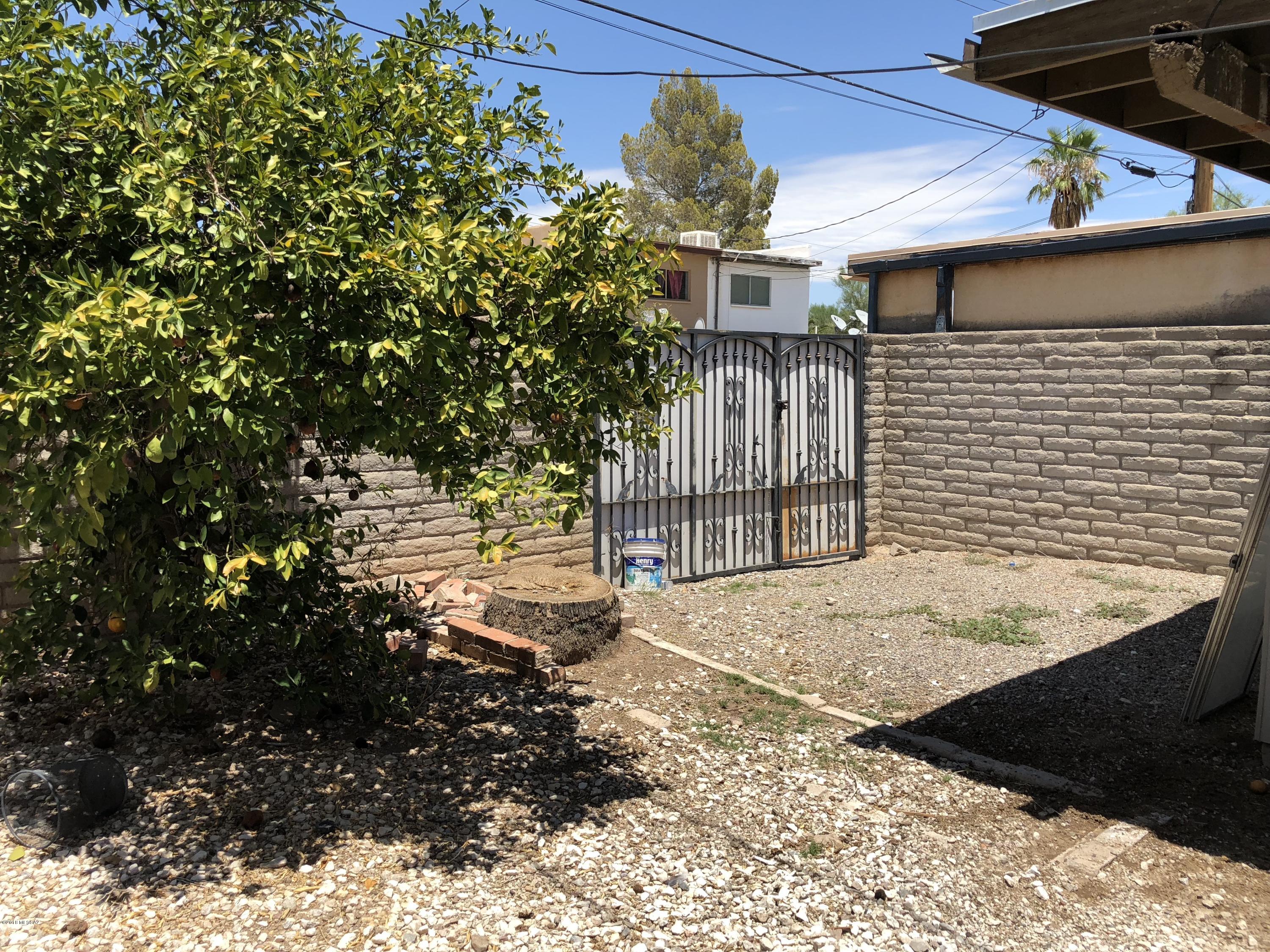 1824 W Caravelle Road