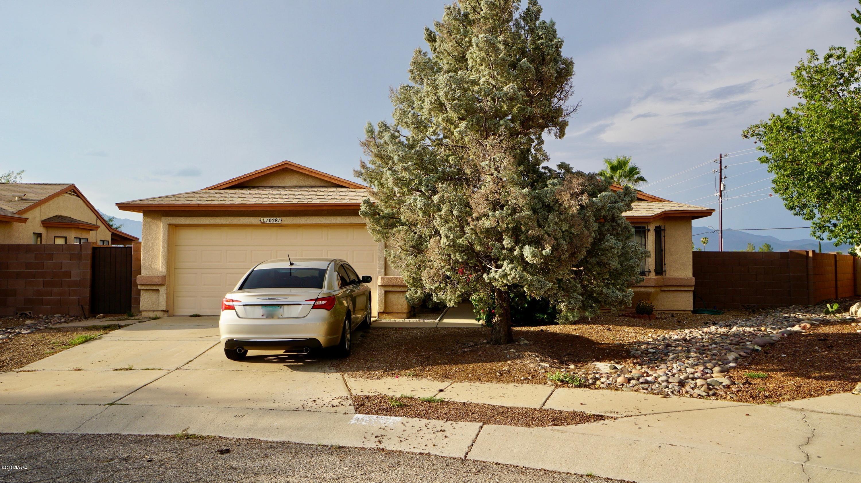 10281 E Woodhaven Lane