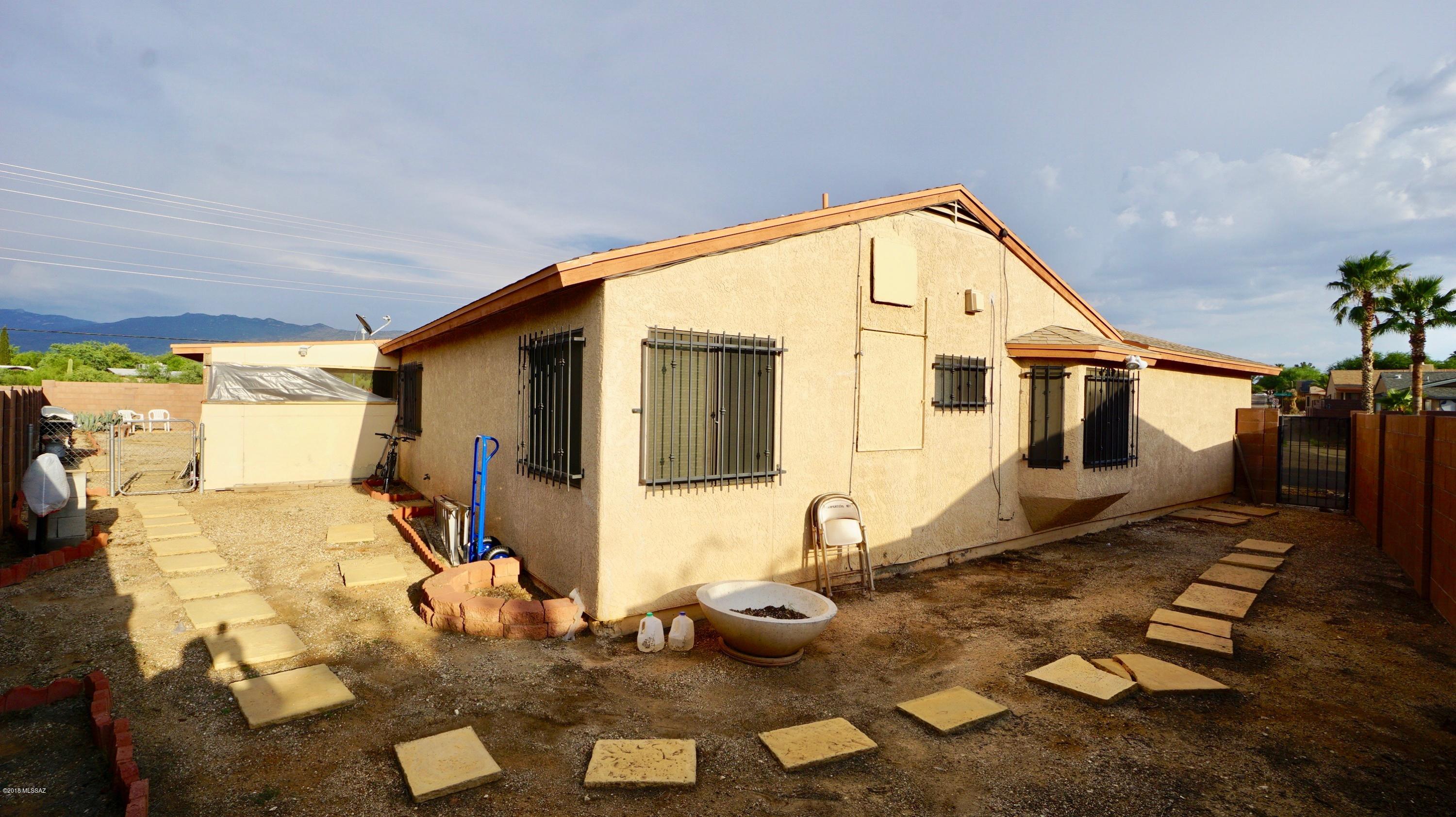10281 E Woodhaven Lane