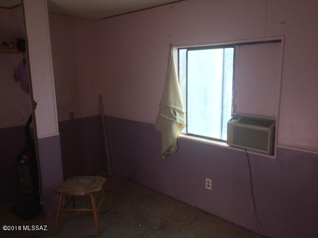 4722 N Brookline Court Unit: 17
