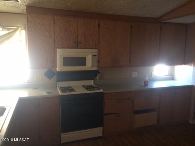 4722 N Brookline Court Unit: 17