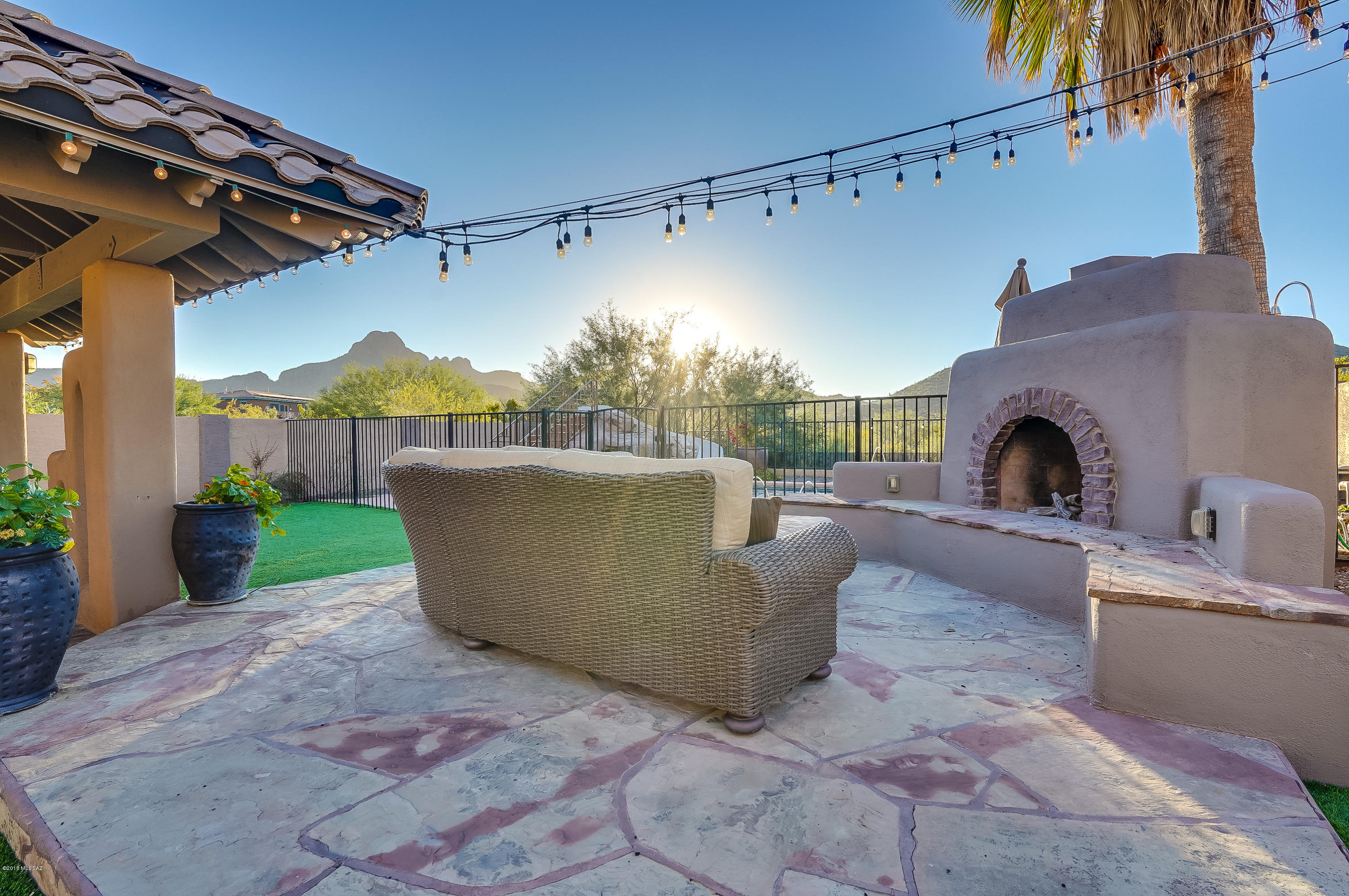 8785 N Moonfire Drive