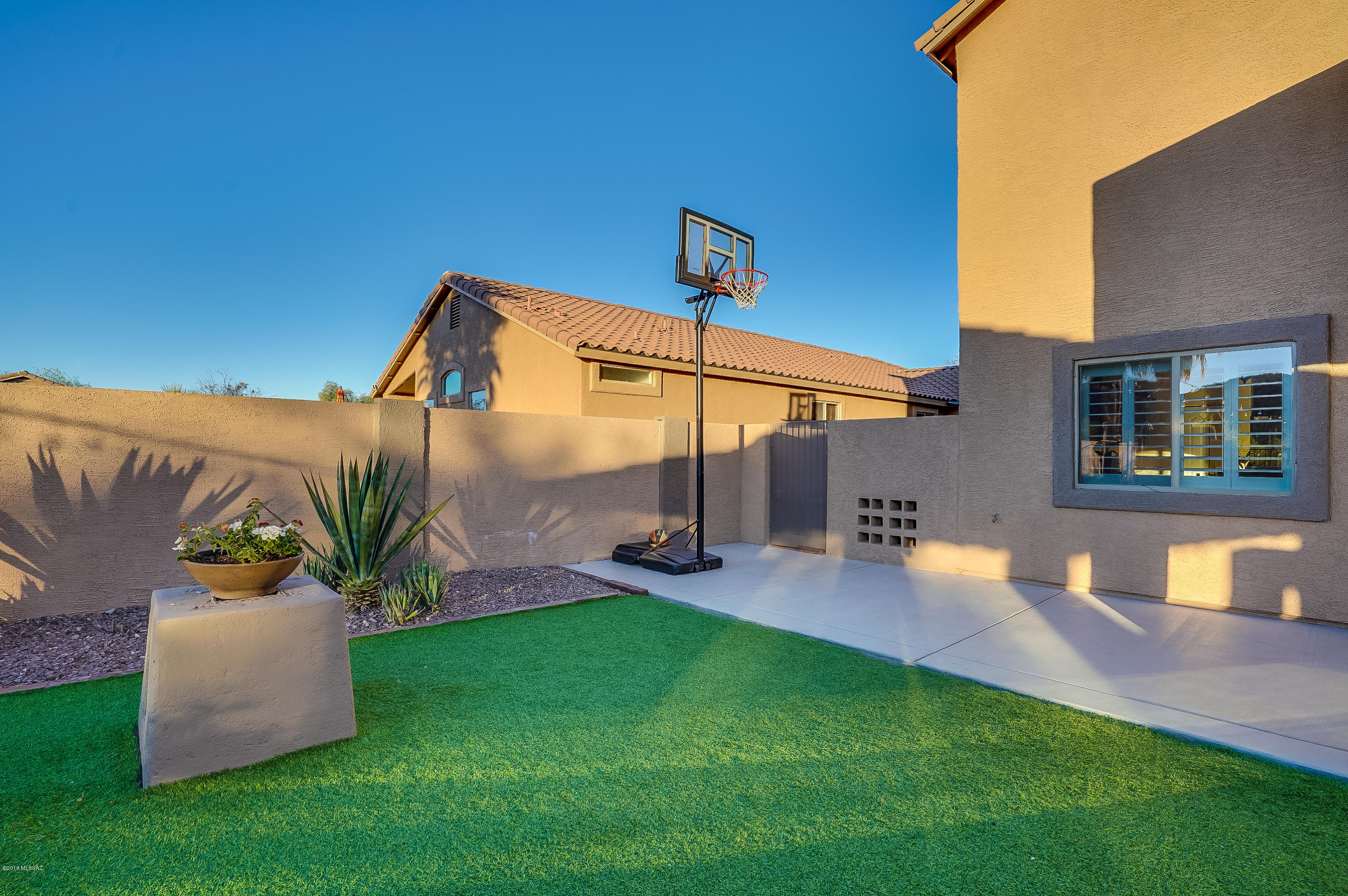 8785 N Moonfire Drive
