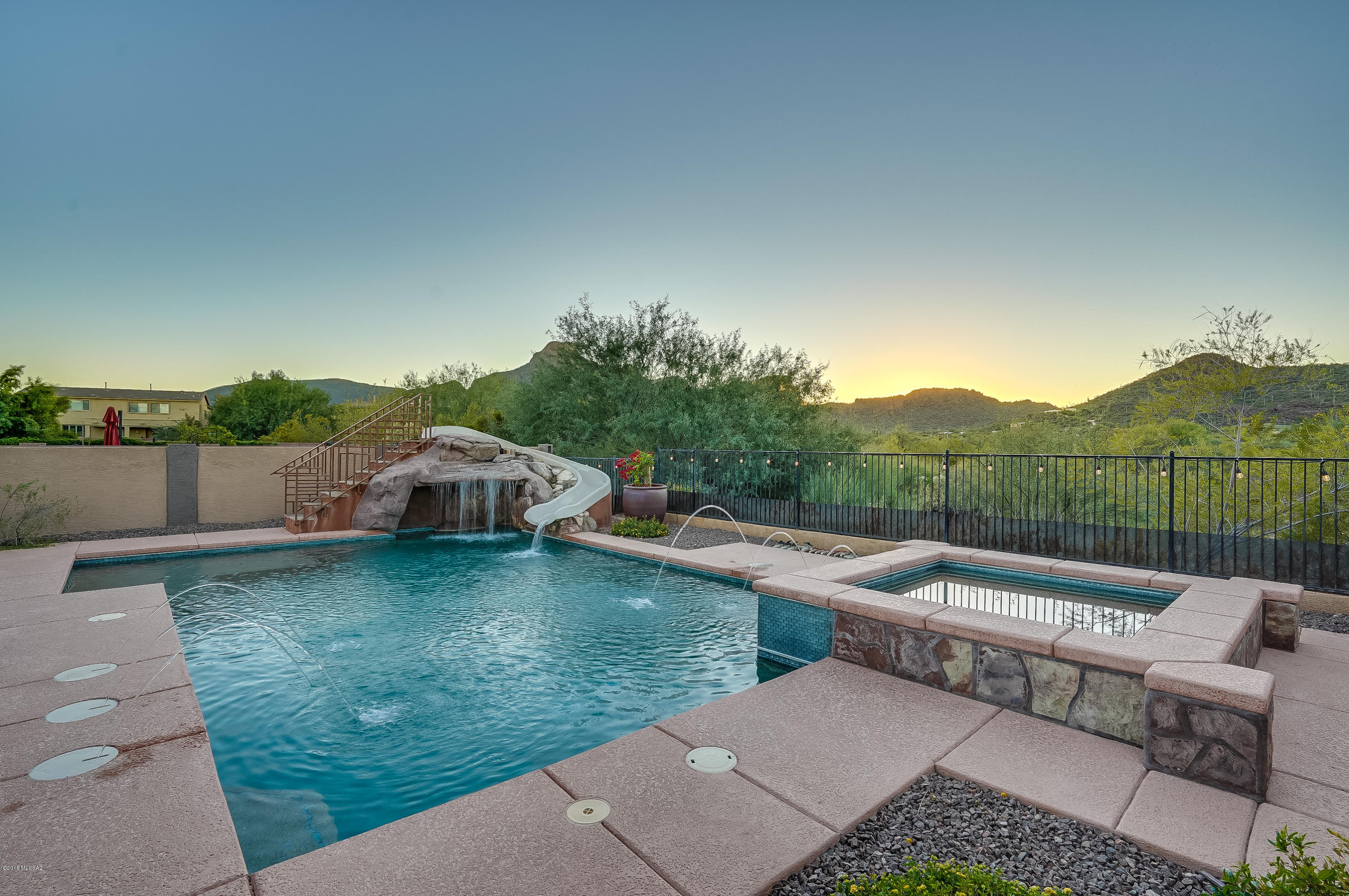 8785 N Moonfire Drive