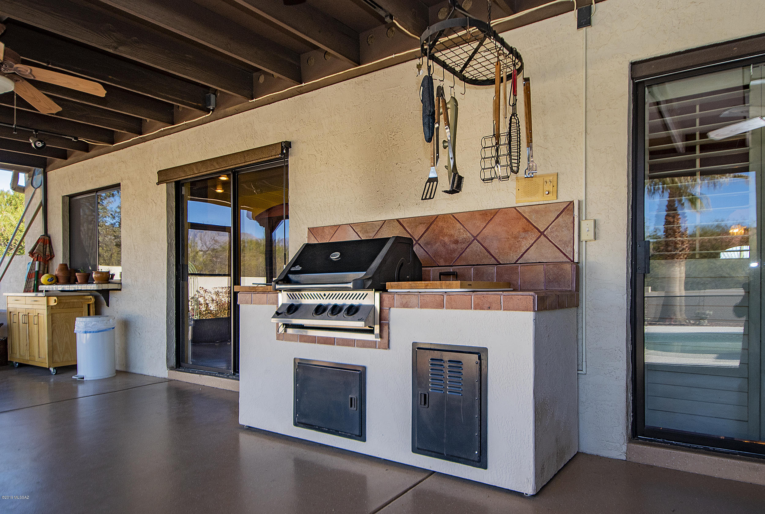 8152 E Galinda Drive