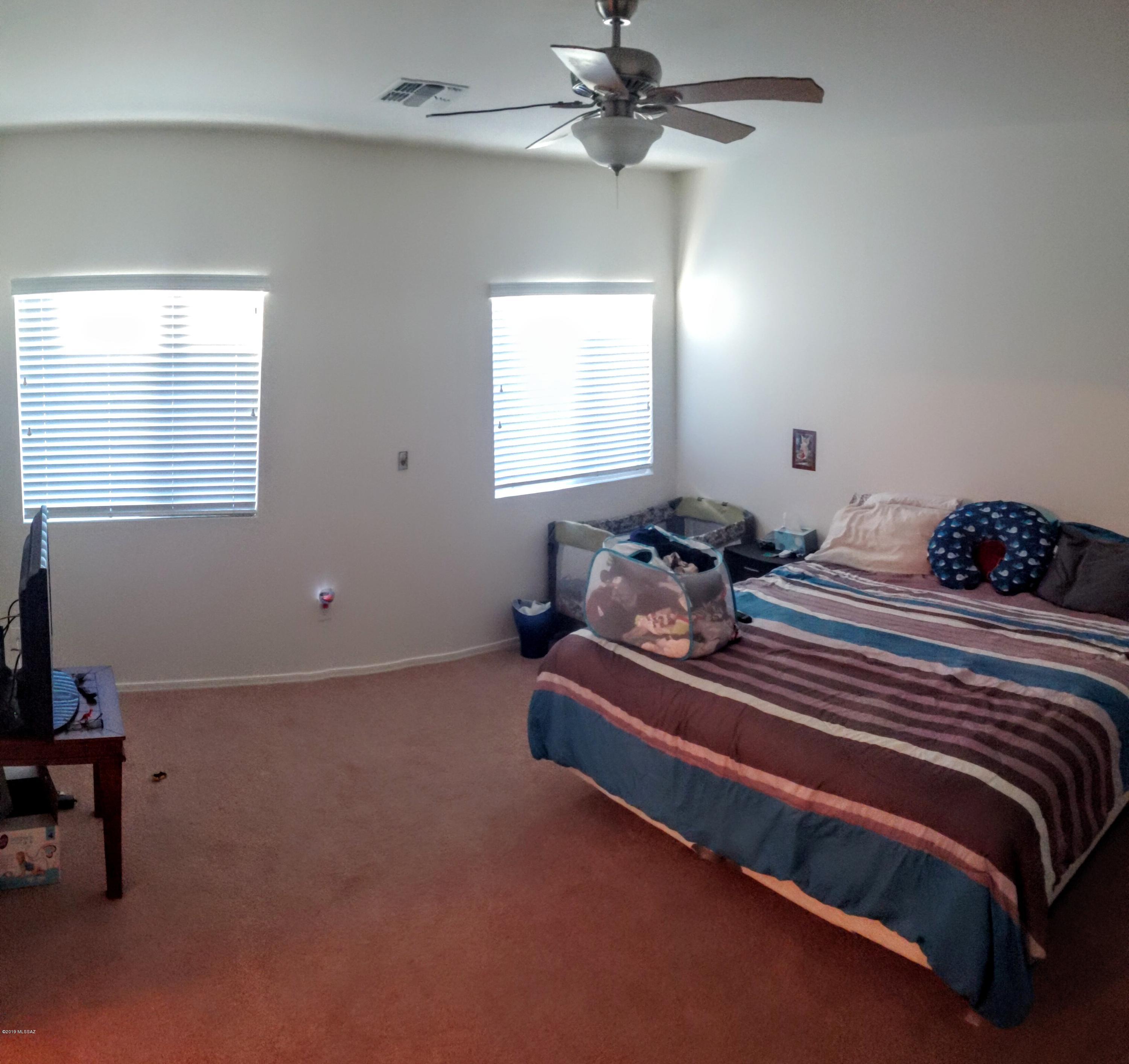 5147 E Kittentails Drive