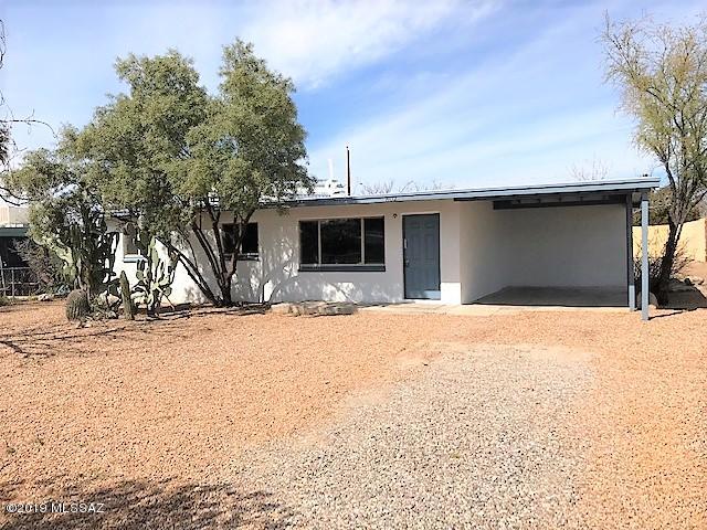 802 W Tipton Drive