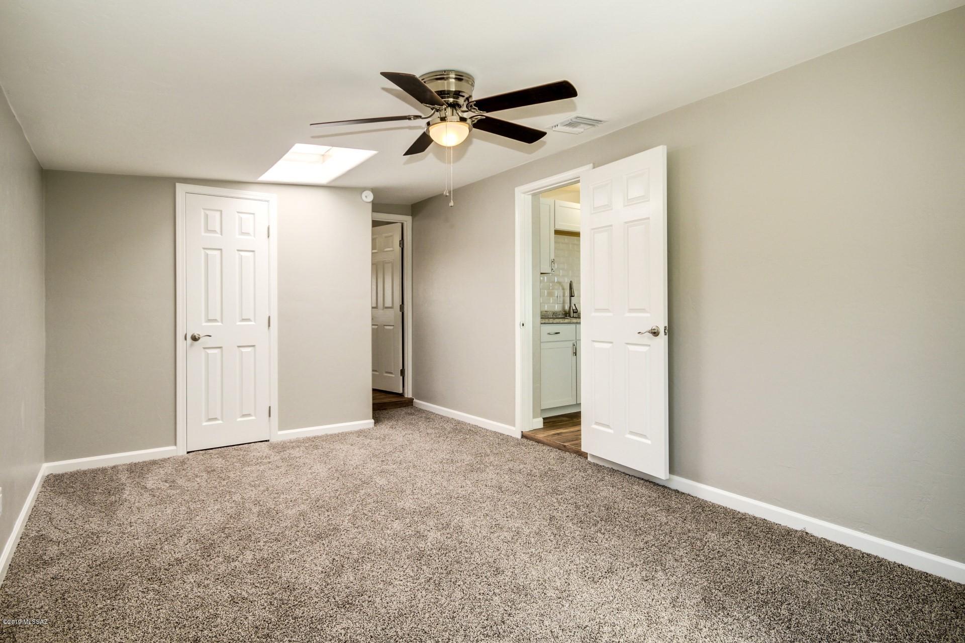117 E Elvado Road