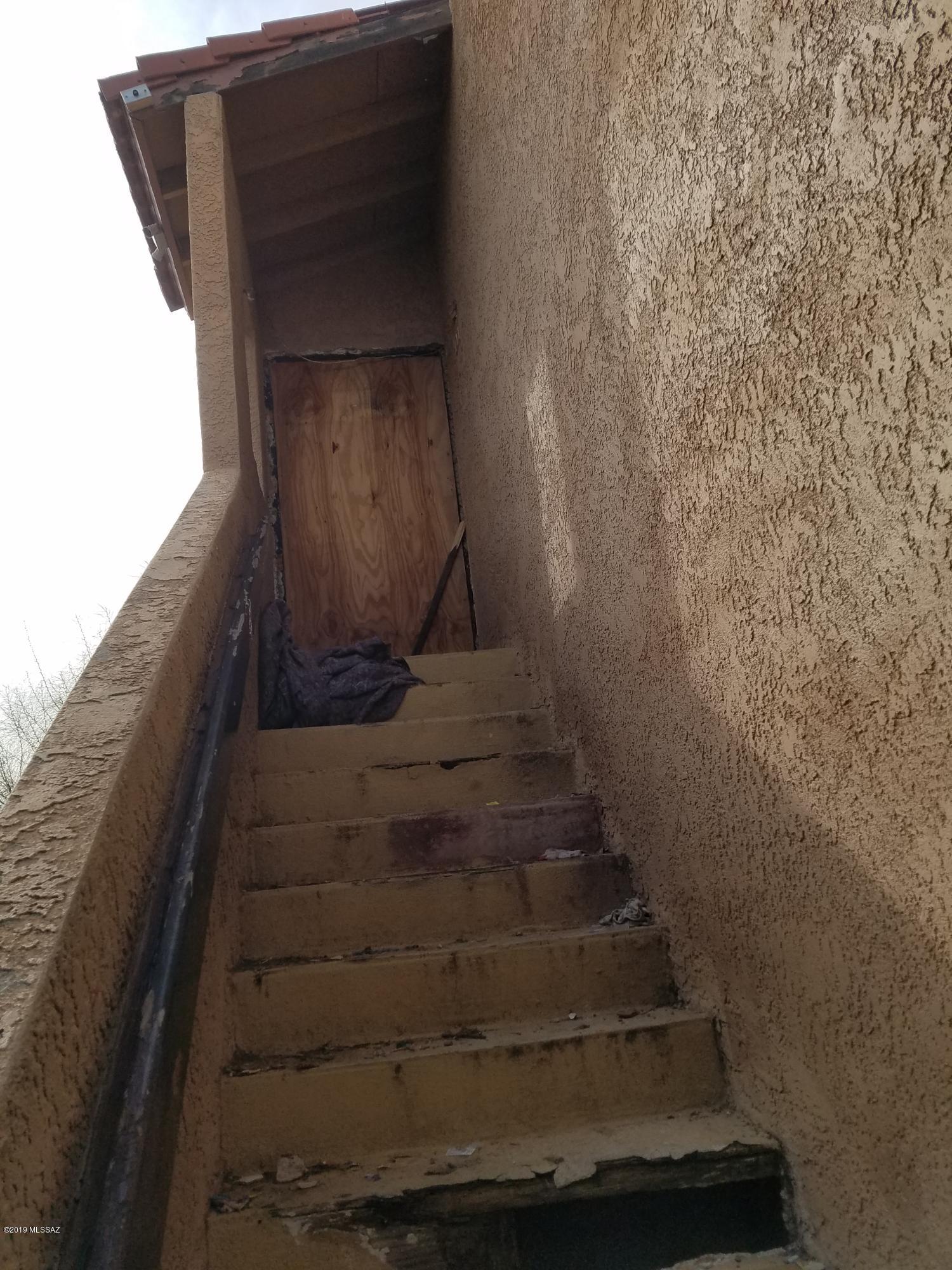 405 E Navajo Road