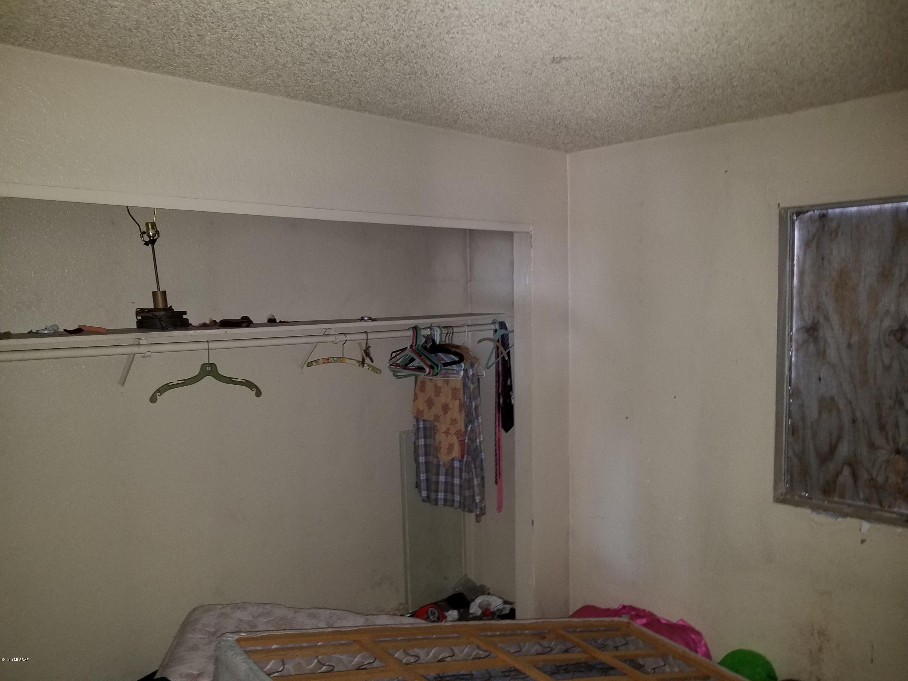 405 E Navajo Road