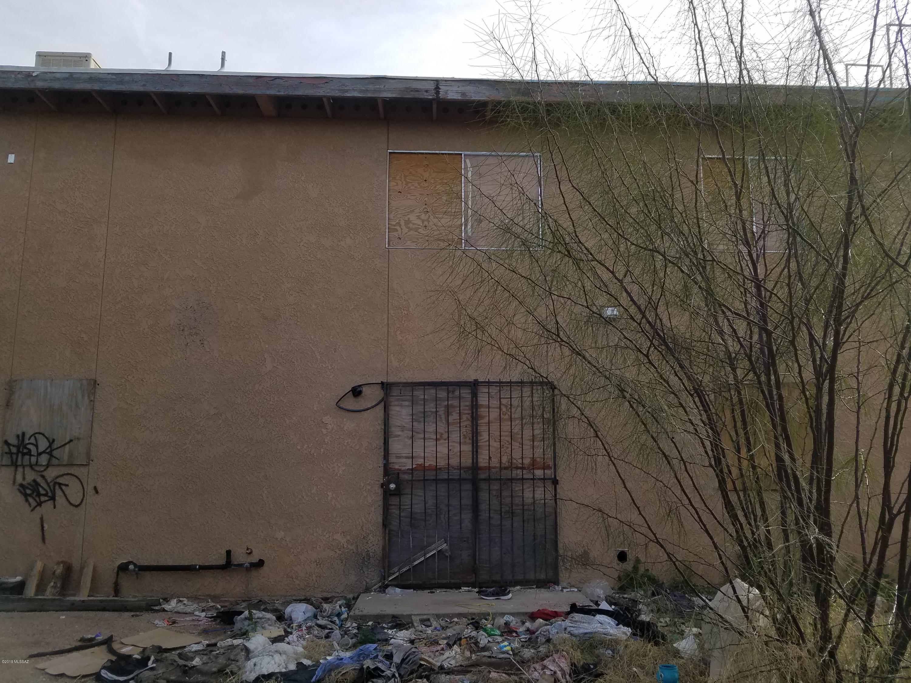 405 E Navajo Road