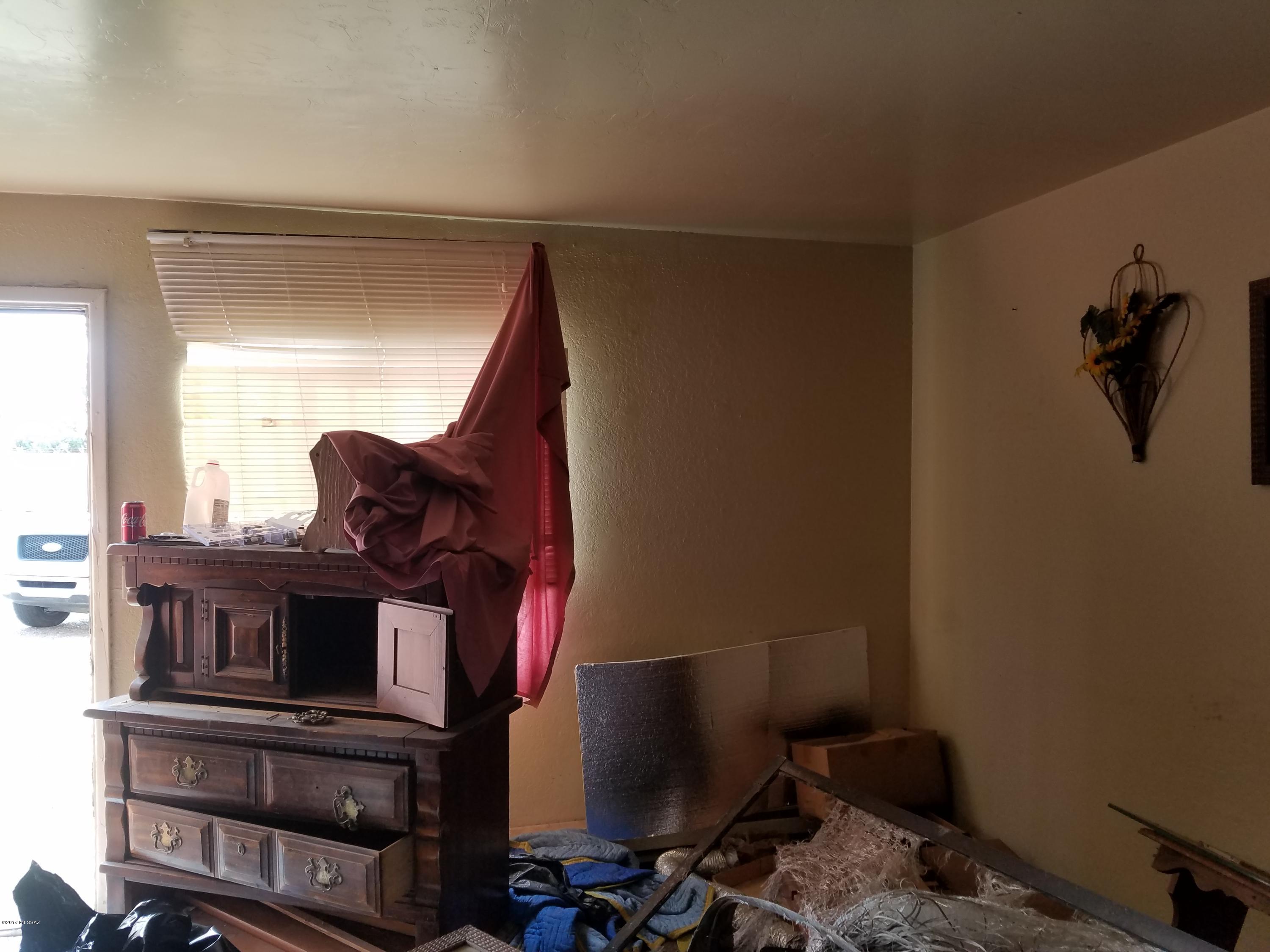 405 E Navajo Road