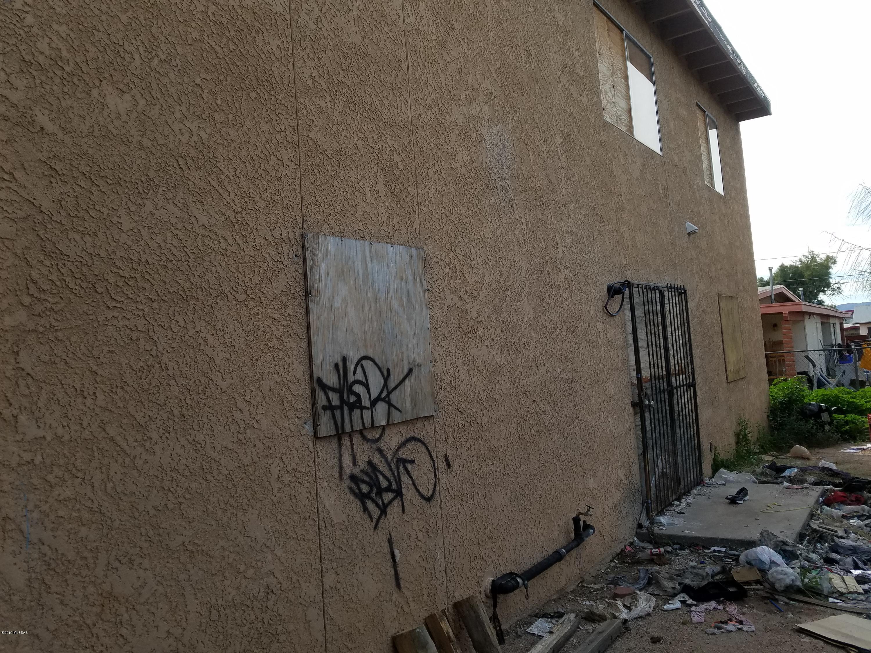 405 E Navajo Road