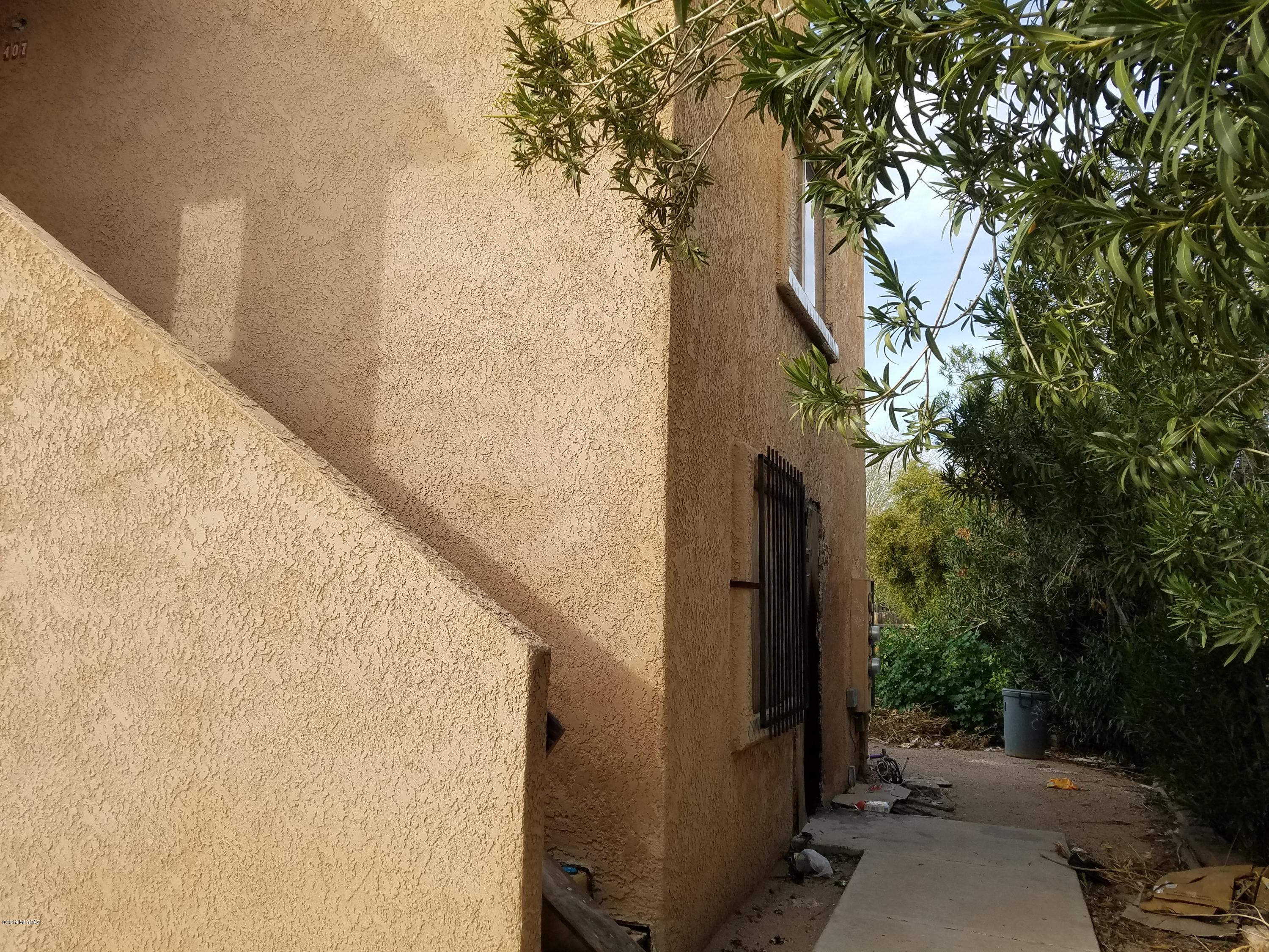 405 E Navajo Road