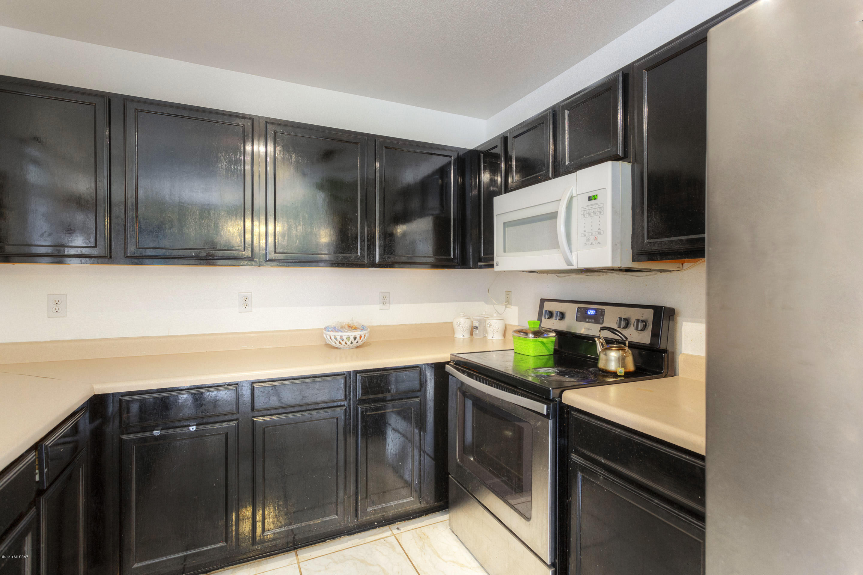 6142 S Avenue Du Printemps
