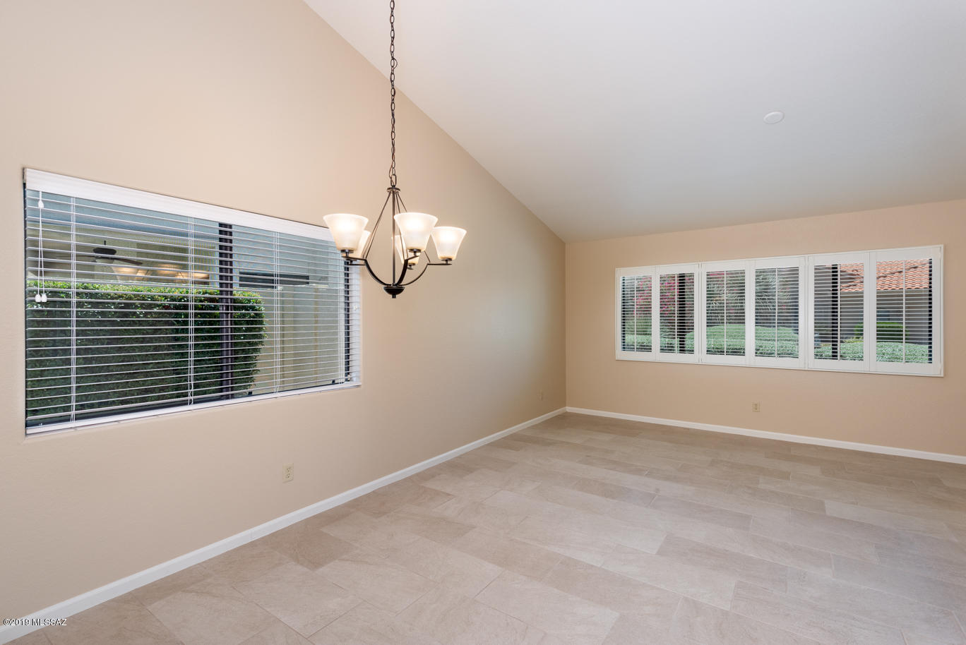 7425 E Riverbank Loop