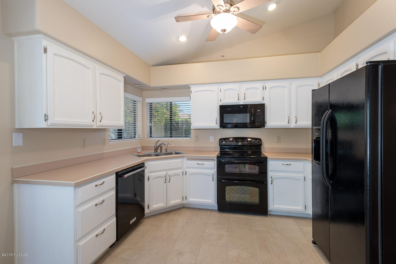 7425 E Riverbank Loop