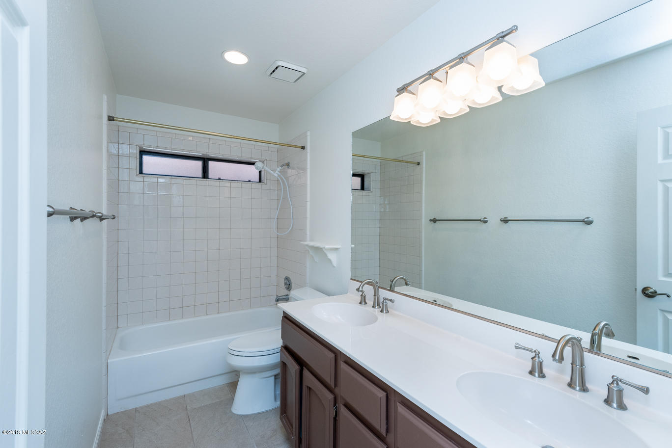 7425 E Riverbank Loop