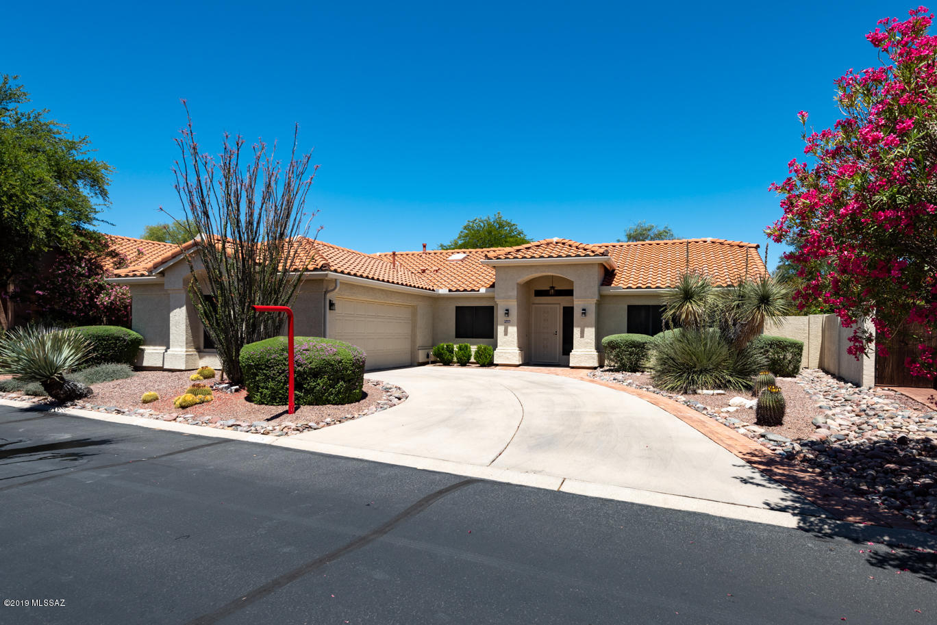 7425 E Riverbank Loop