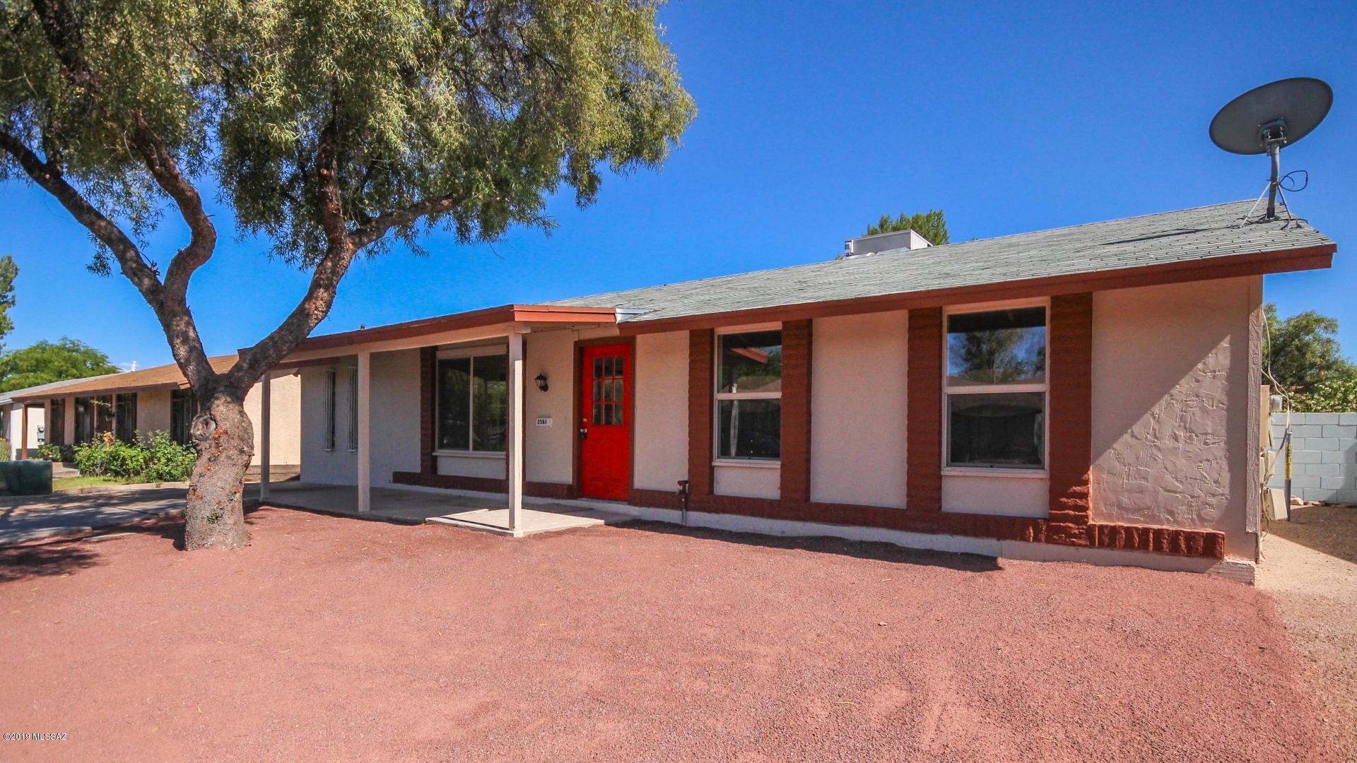 2561 W Vereda Verde