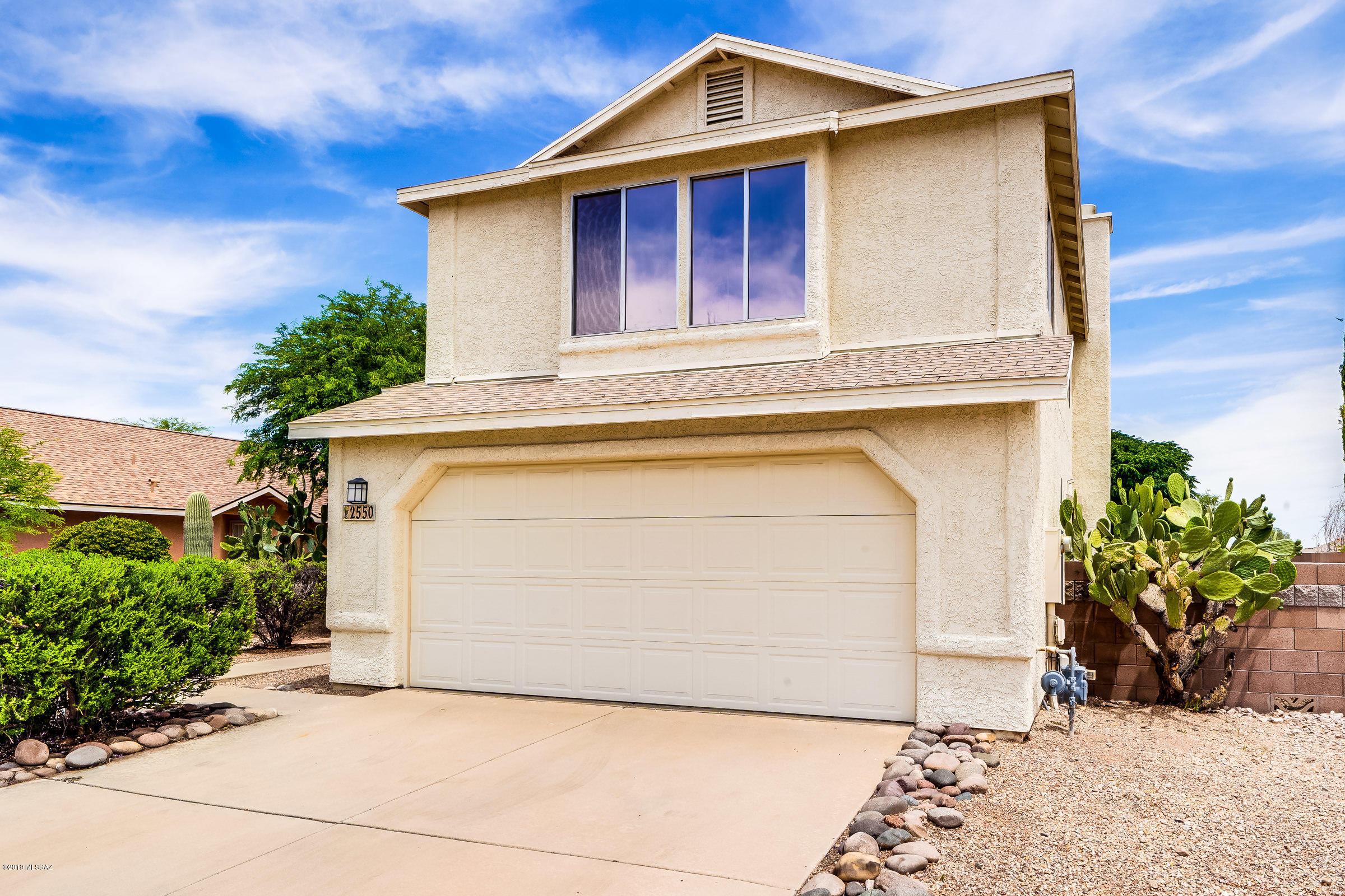 2550 W Drachman Street