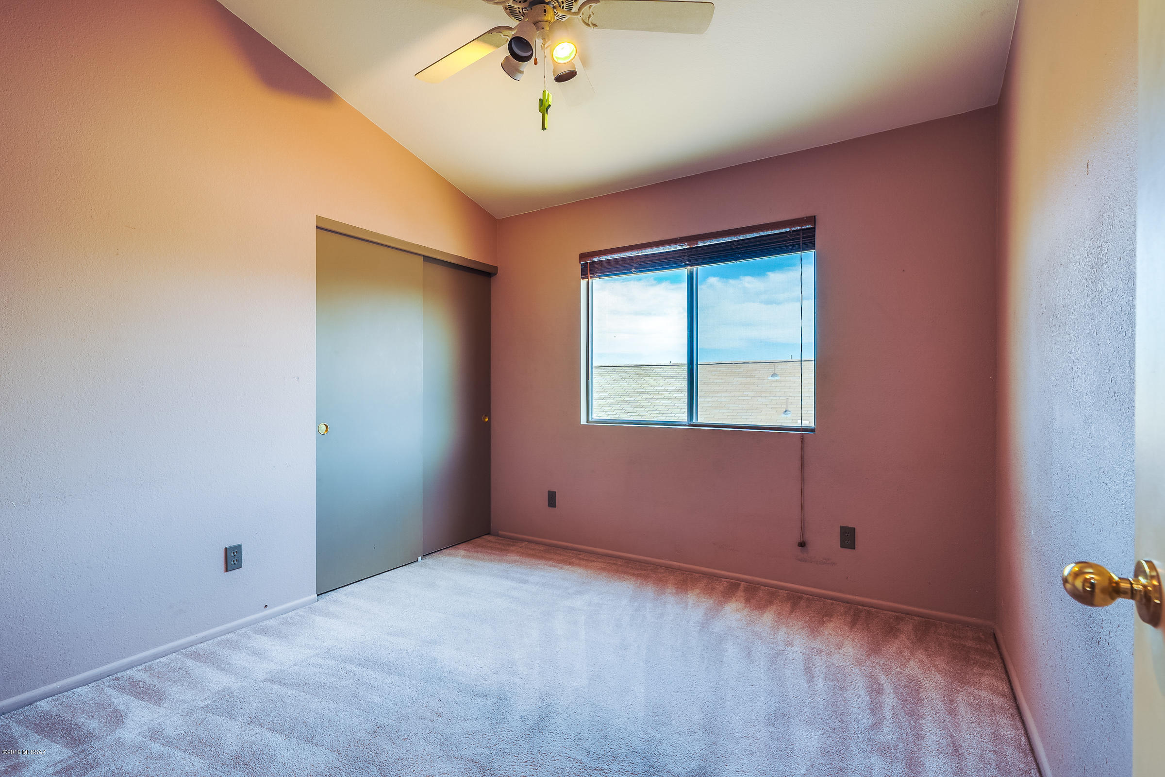 2550 W Drachman Street