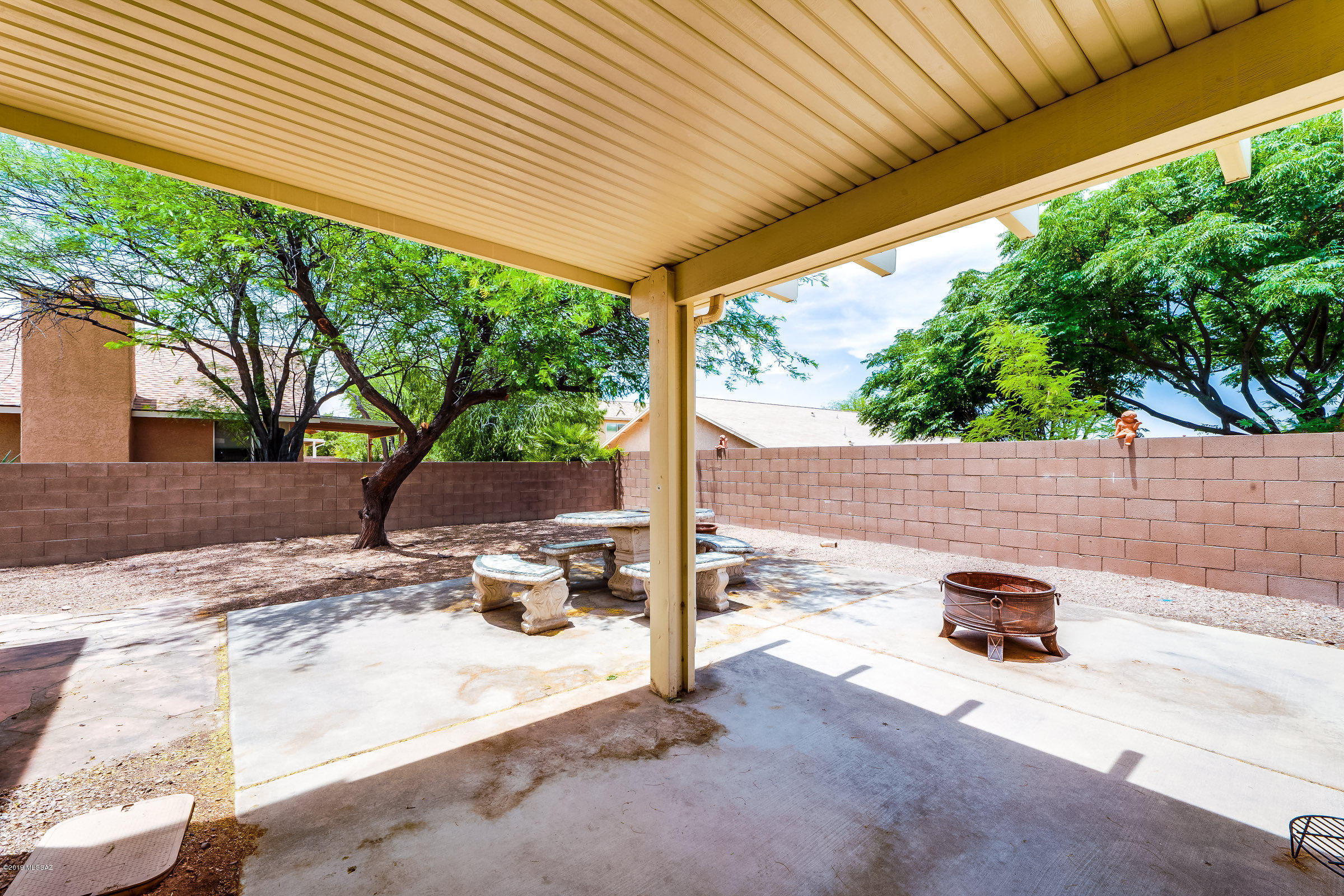 2550 W Drachman Street