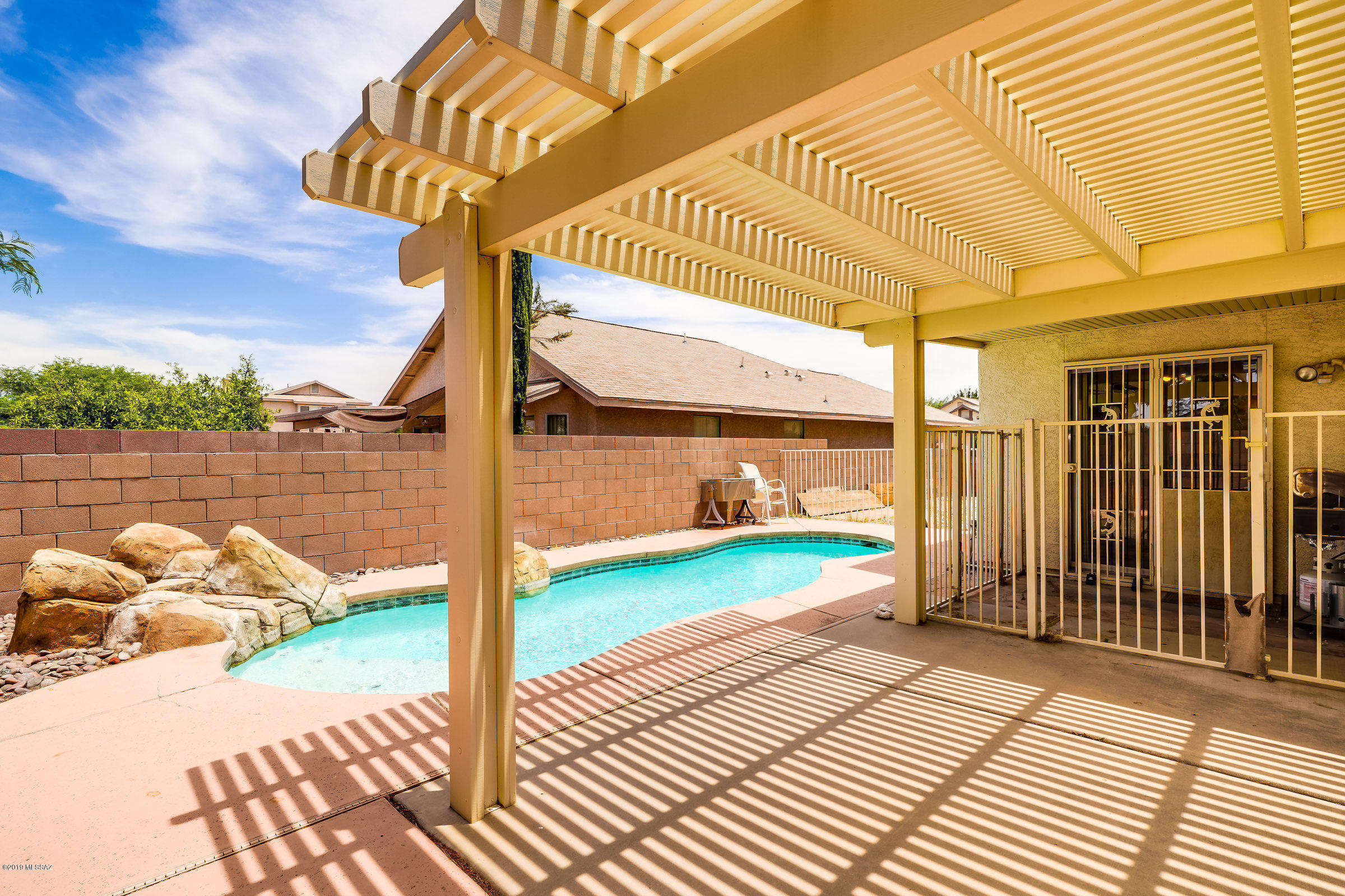 2550 W Drachman Street