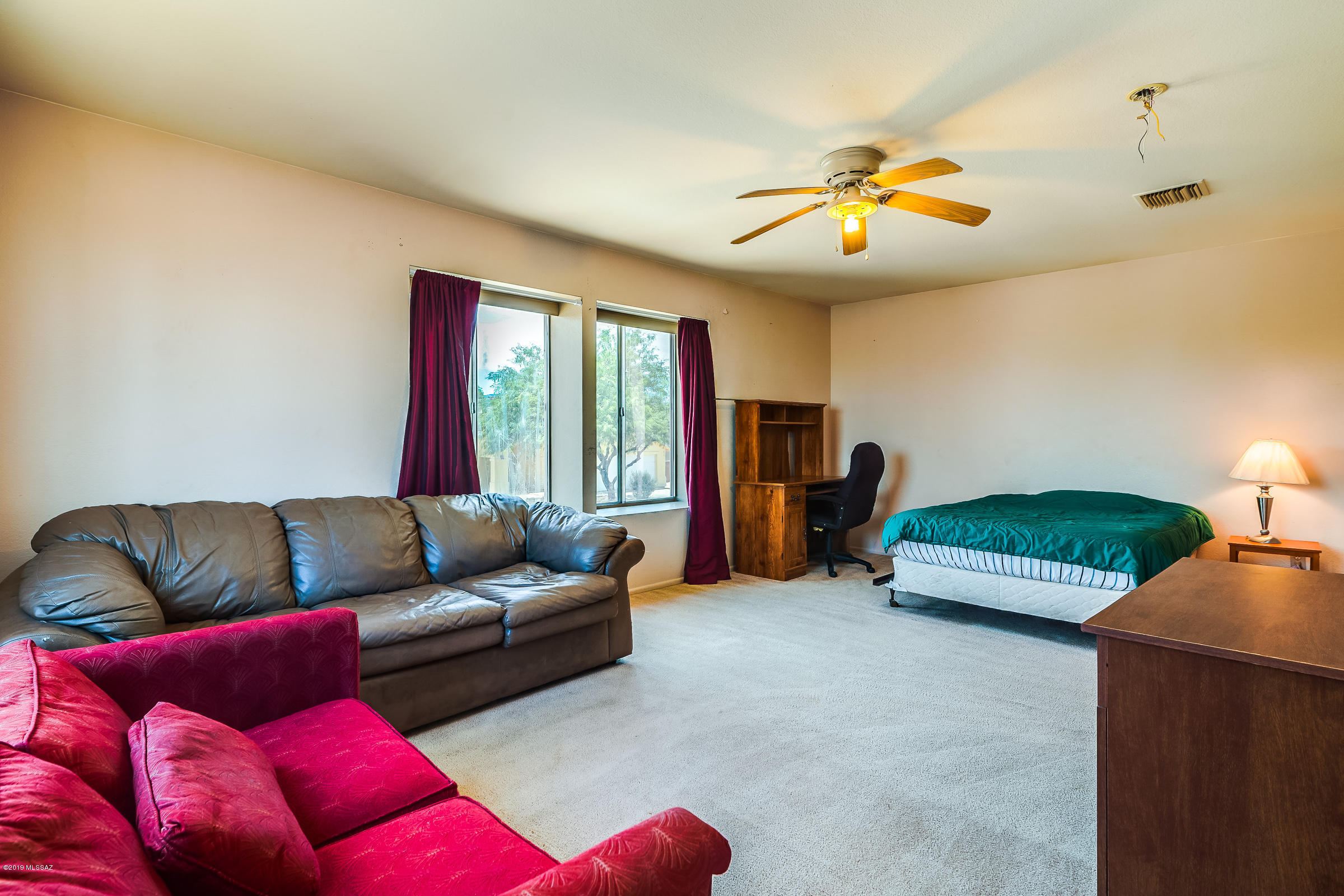 2550 W Drachman Street