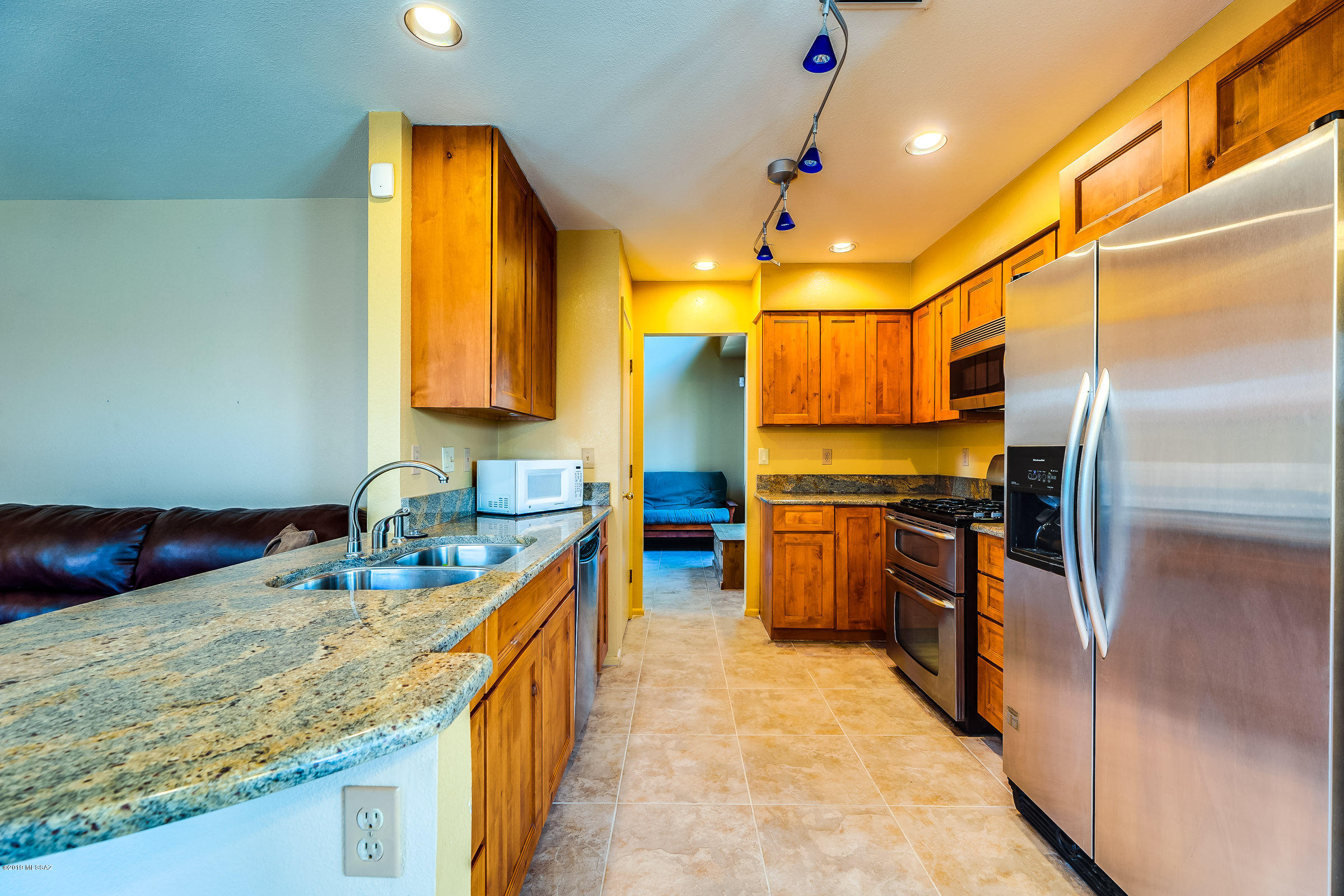 2550 W Drachman Street