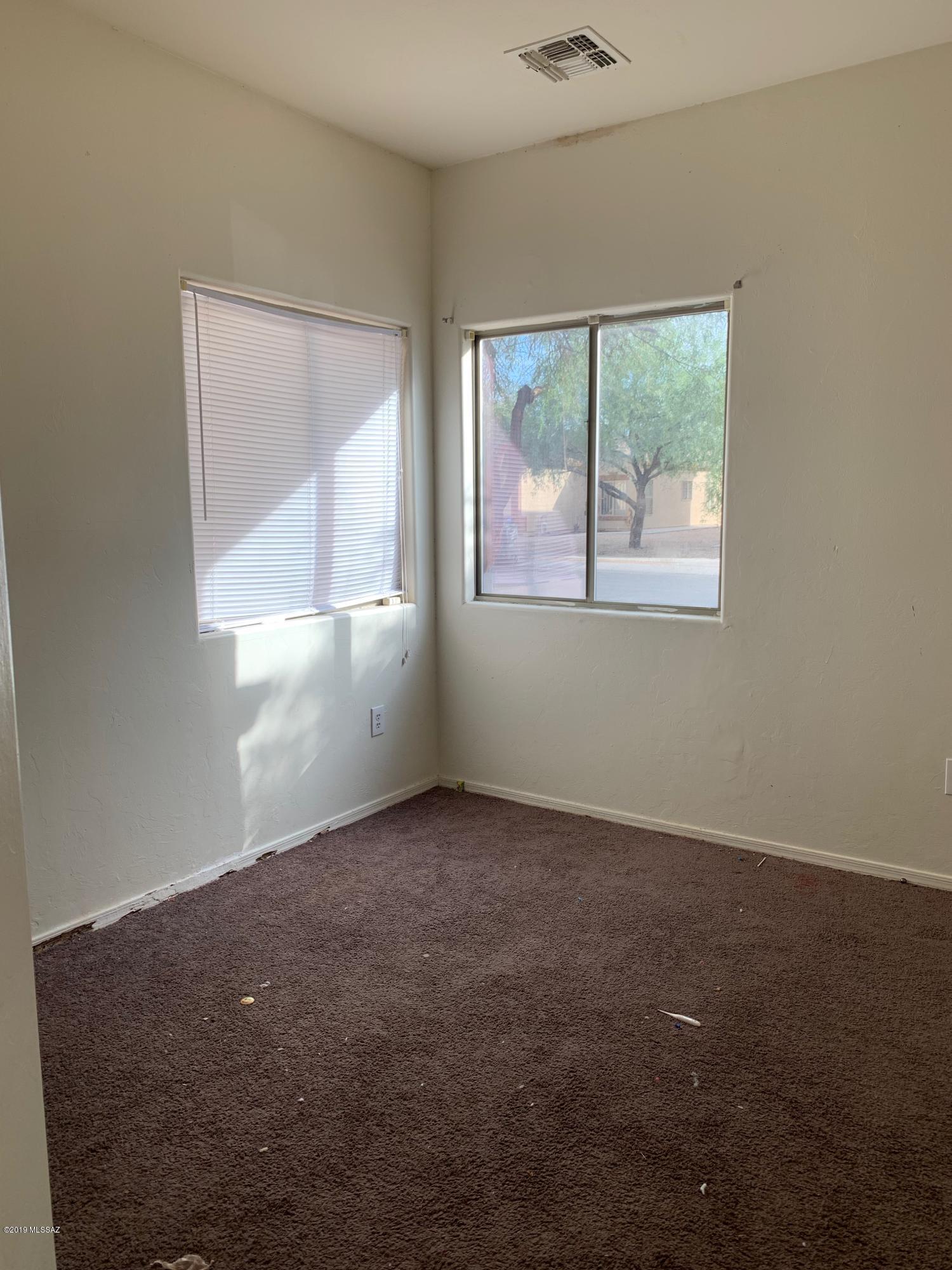 3711 Drexel Manor Stravenue