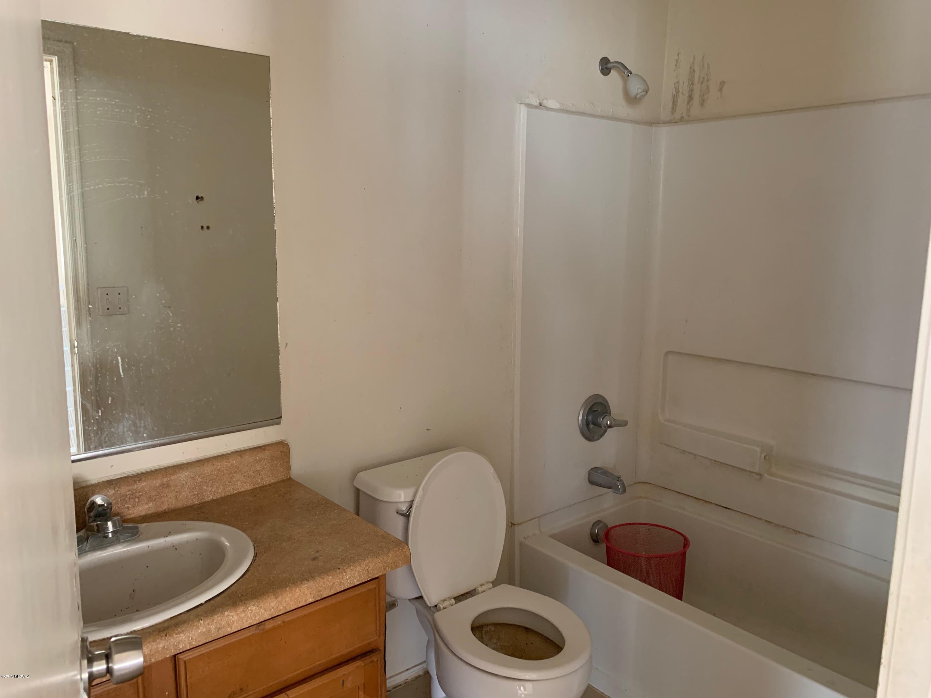 3711 Drexel Manor Stravenue