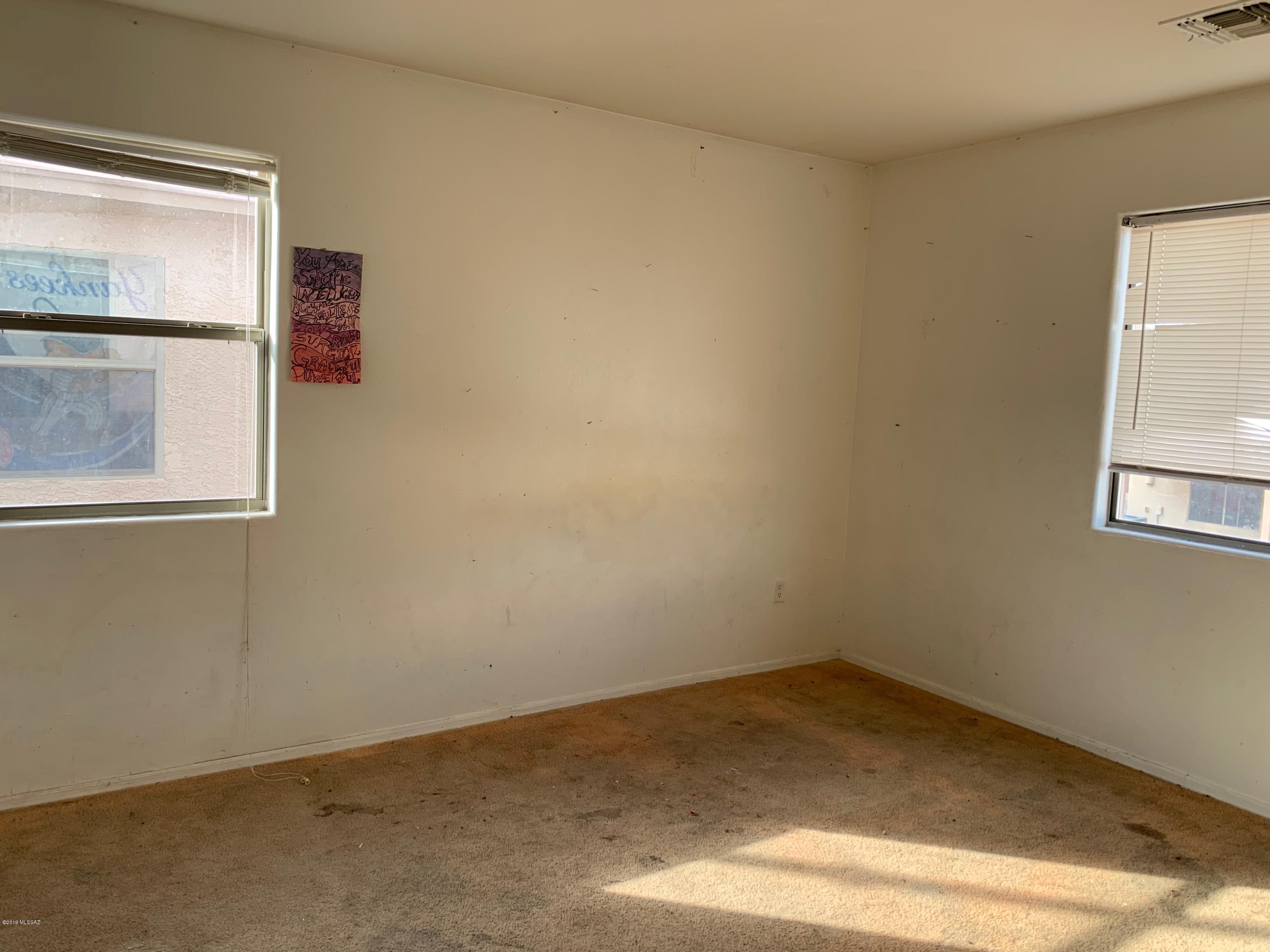 3711 Drexel Manor Stravenue