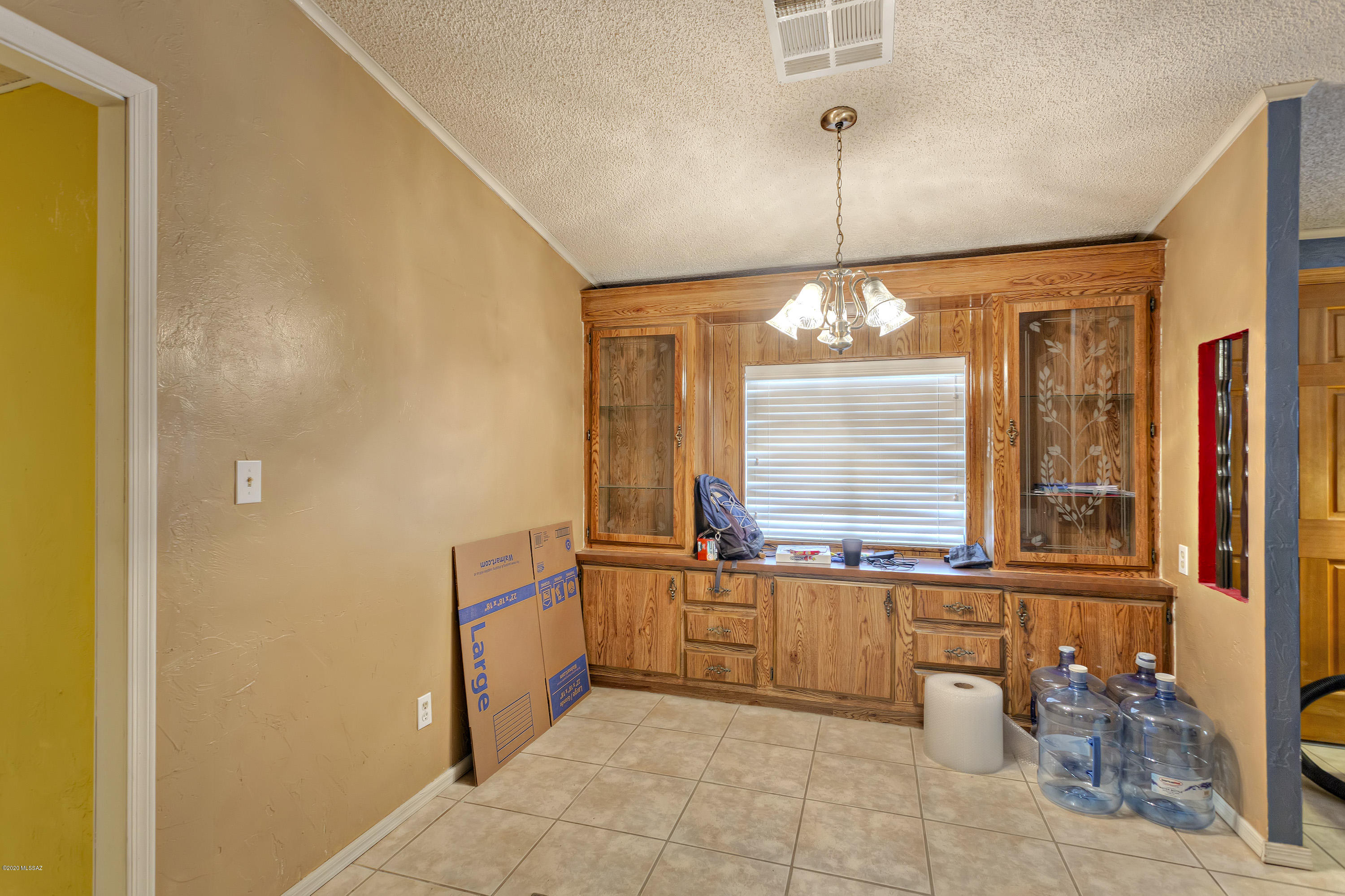 8801 S Silver Star Drive