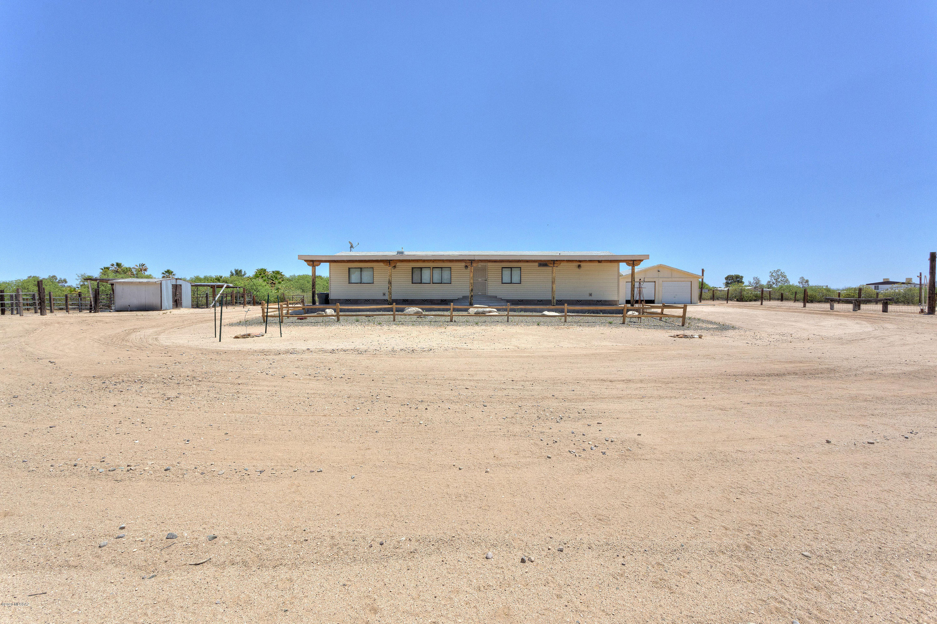 8801 S Silver Star Drive
