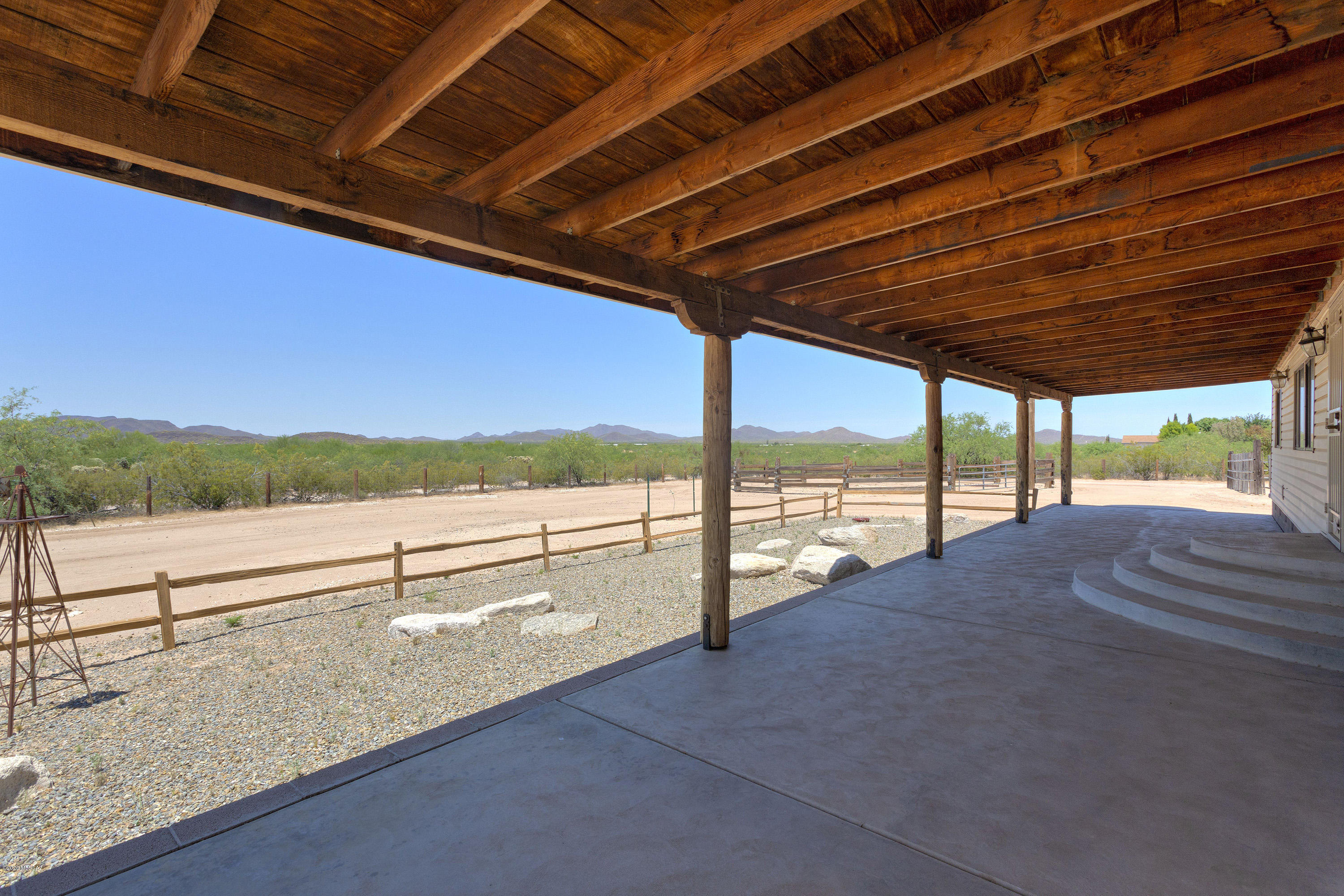 8801 S Silver Star Drive