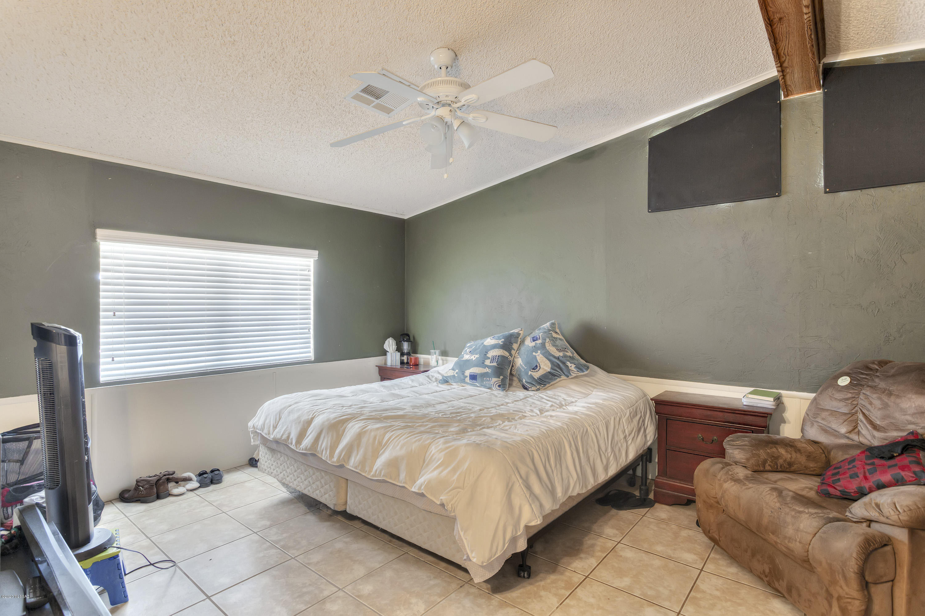 8801 S Silver Star Drive