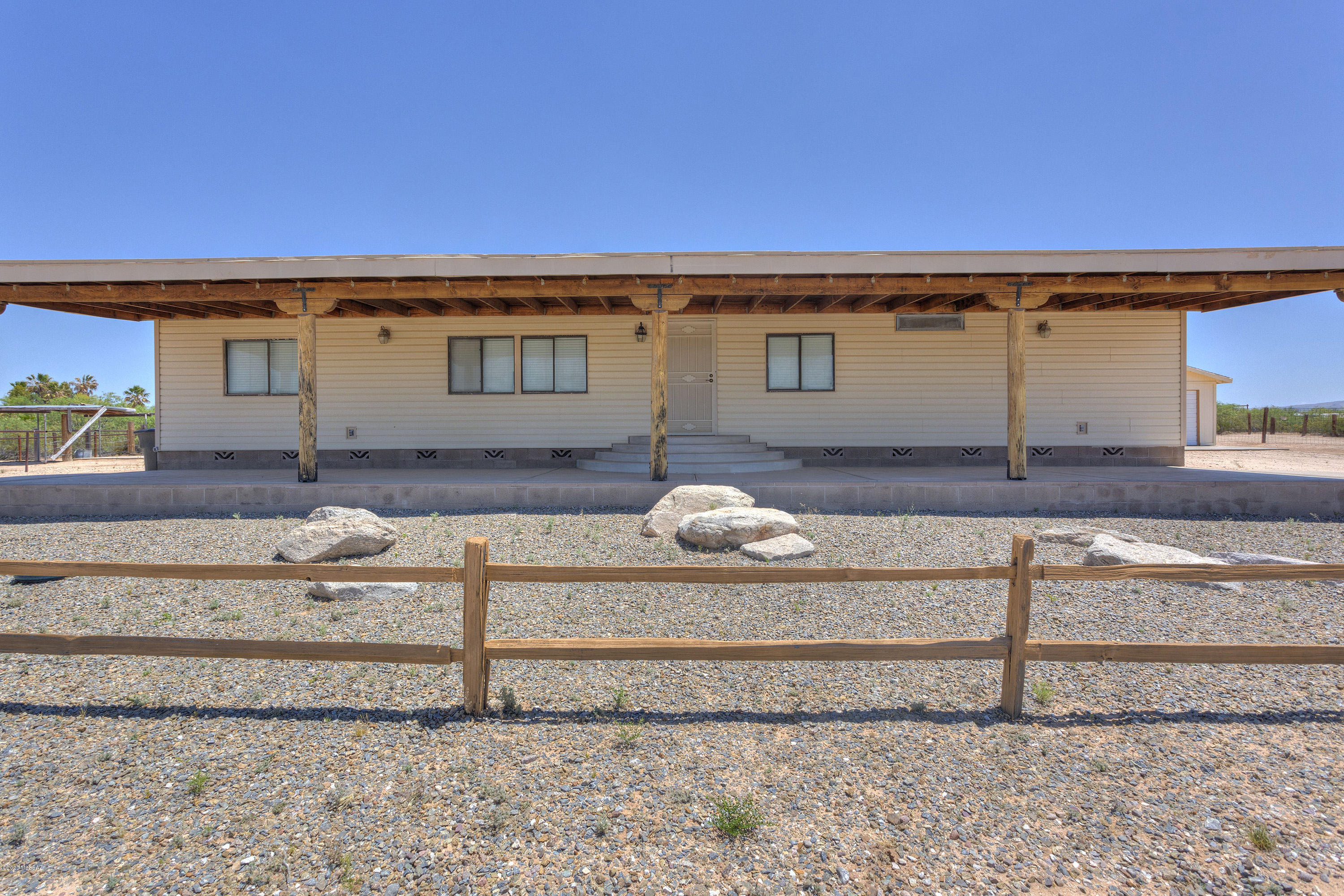 8801 S Silver Star Drive