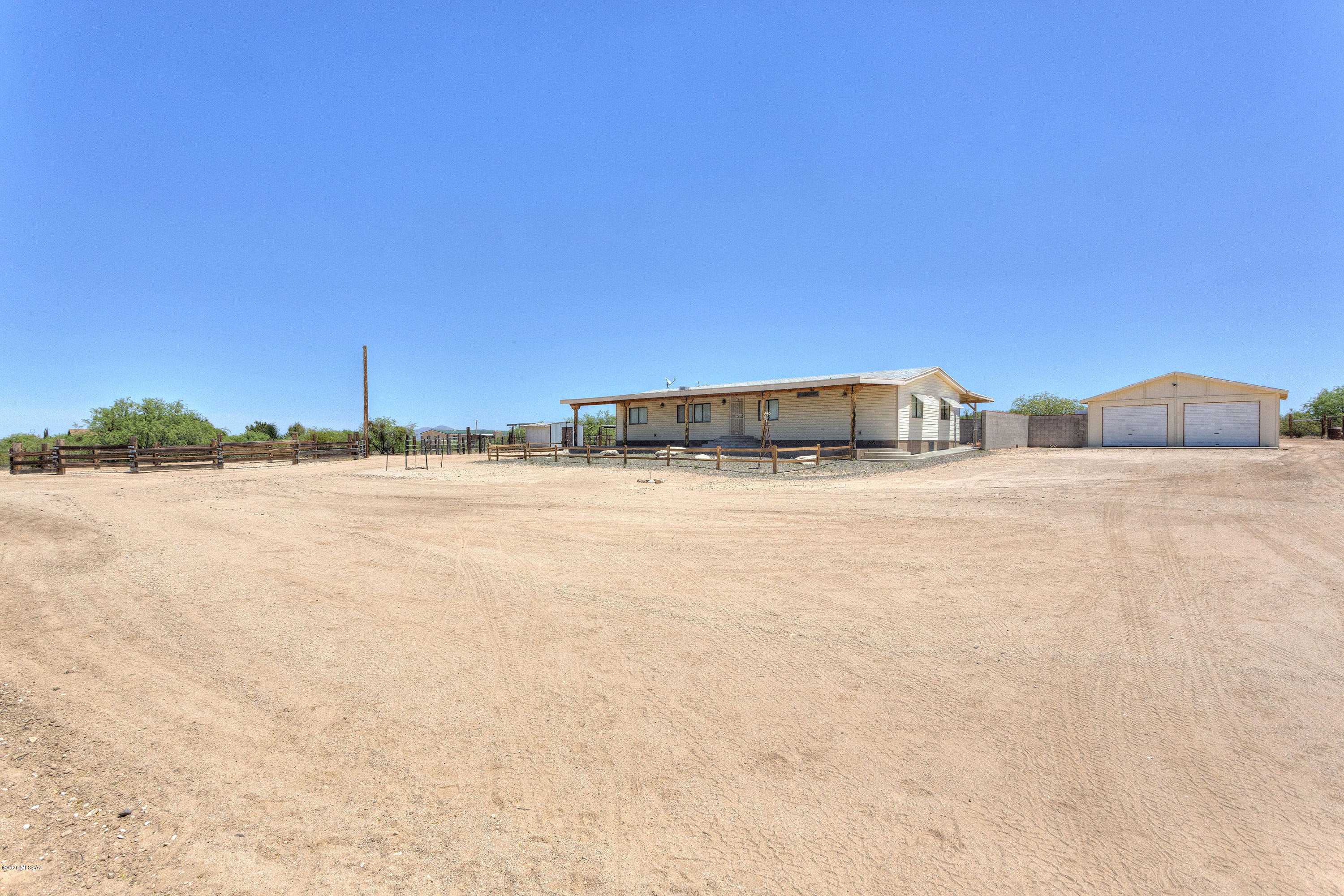 8801 S Silver Star Drive