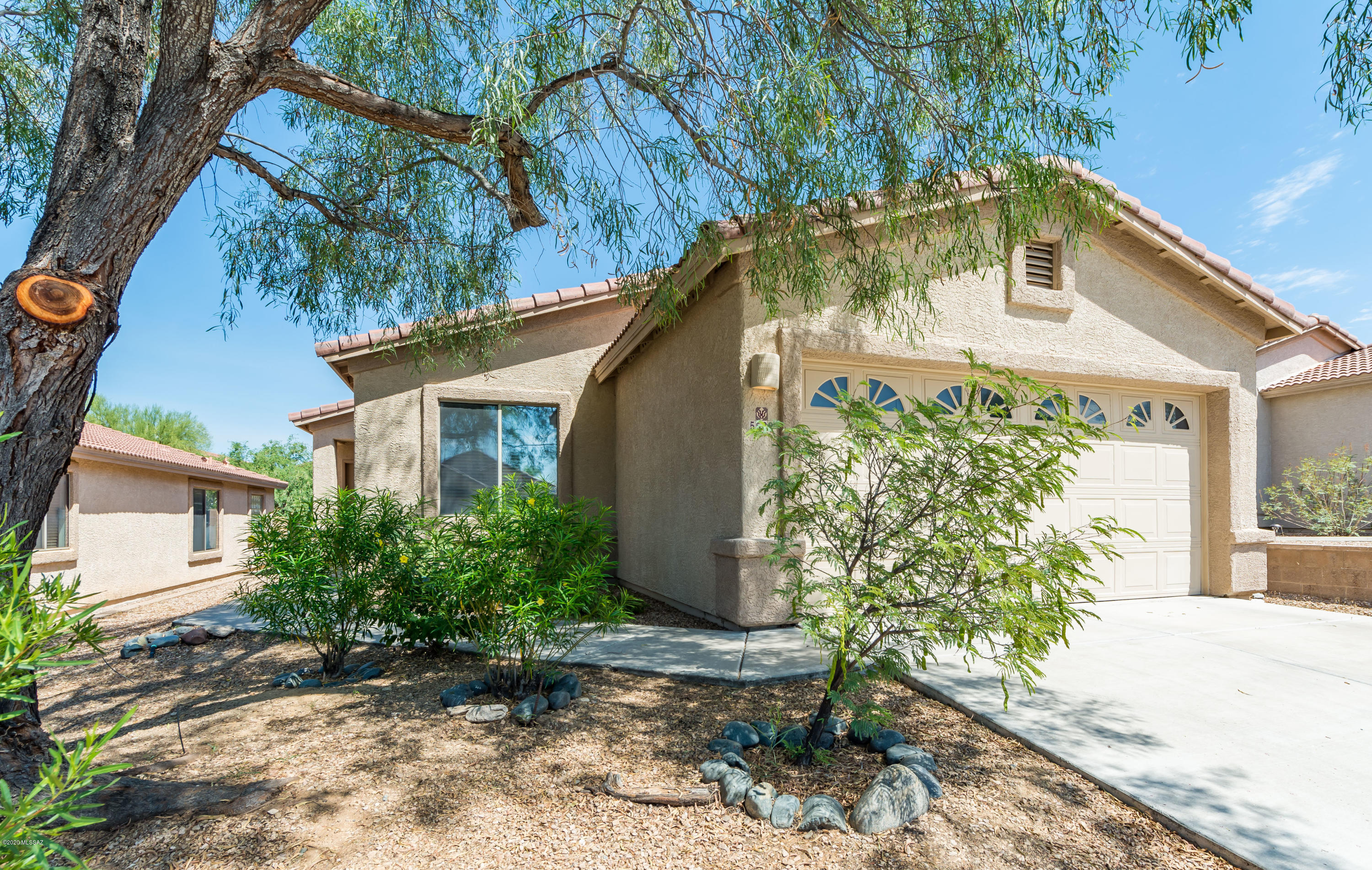 5562 W Crimson Bluff Drive