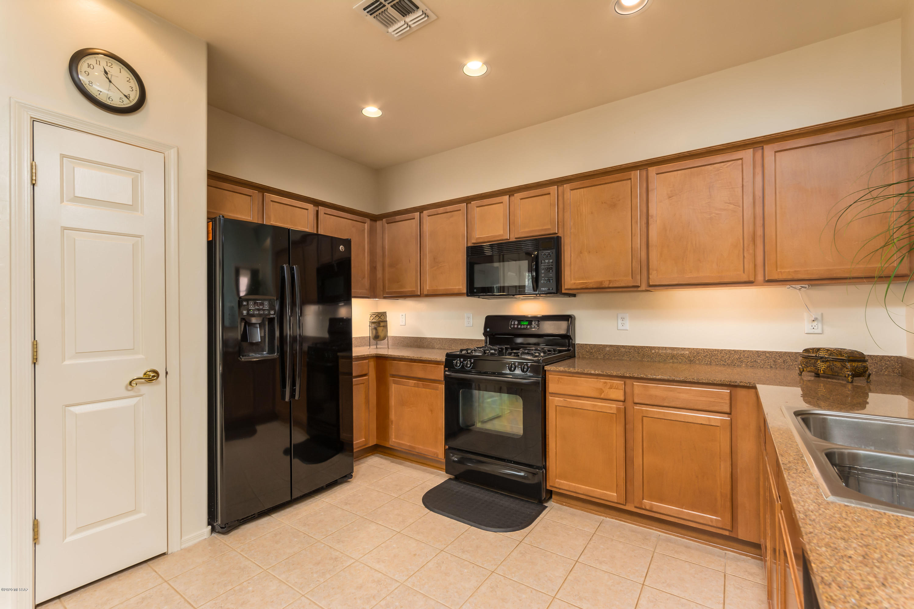 5562 W Crimson Bluff Drive