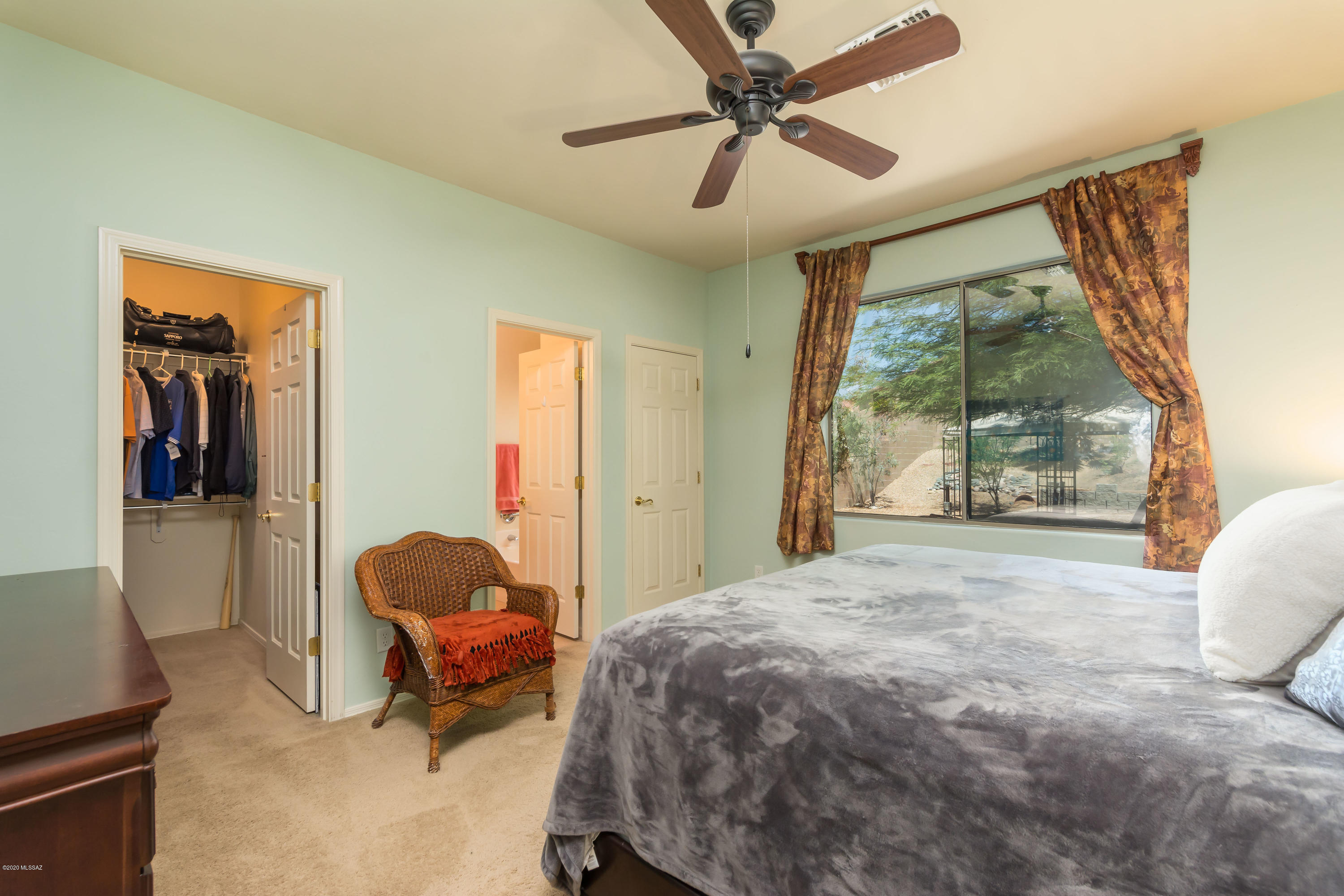 5562 W Crimson Bluff Drive