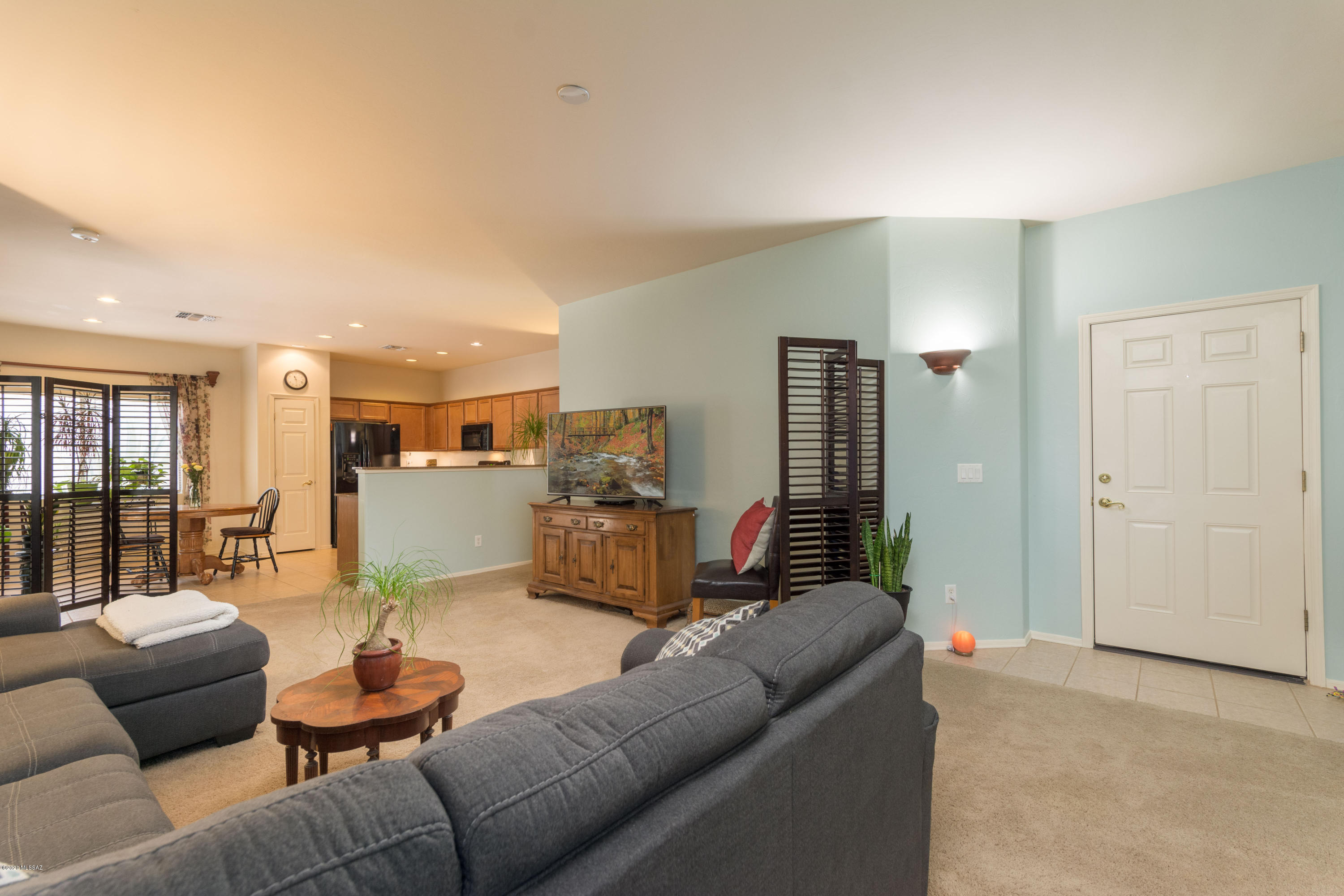5562 W Crimson Bluff Drive