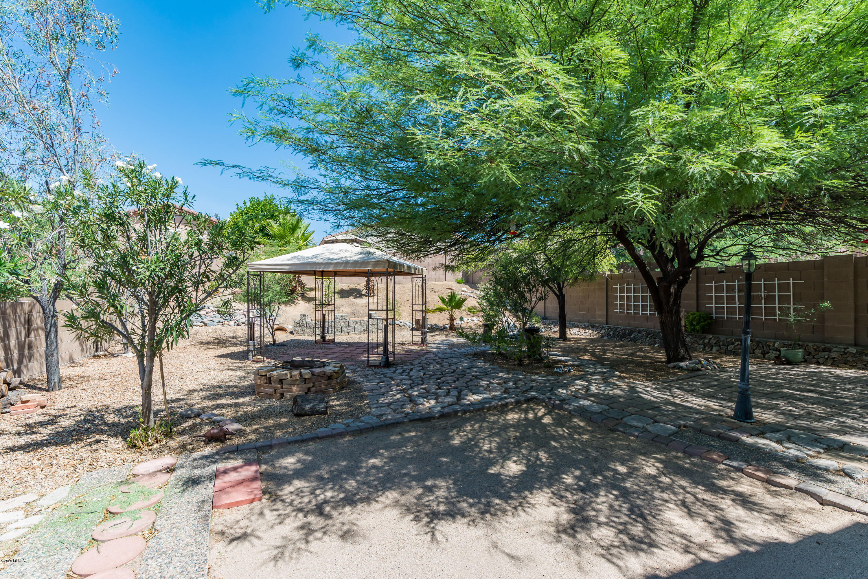 5562 W Crimson Bluff Drive