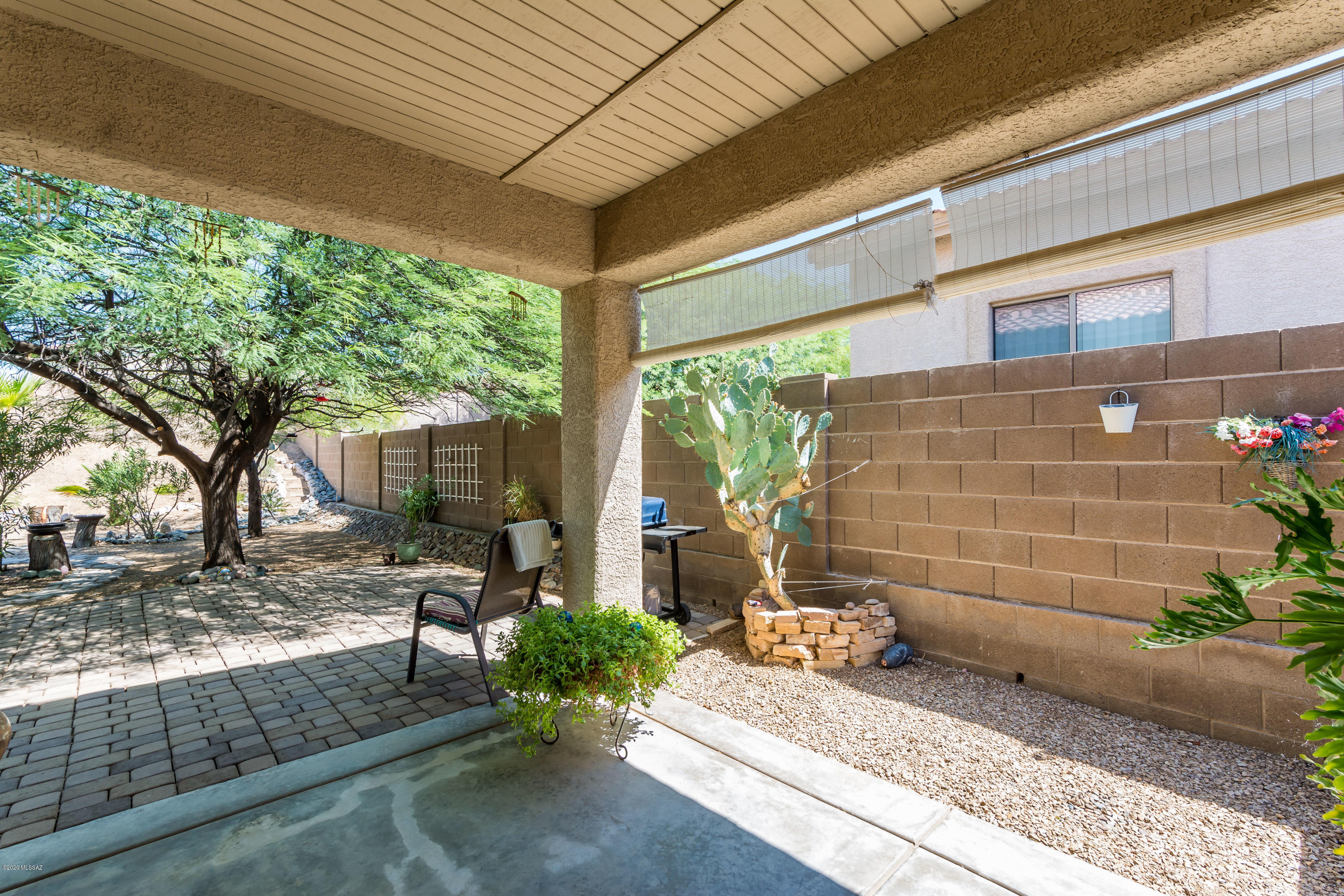 5562 W Crimson Bluff Drive